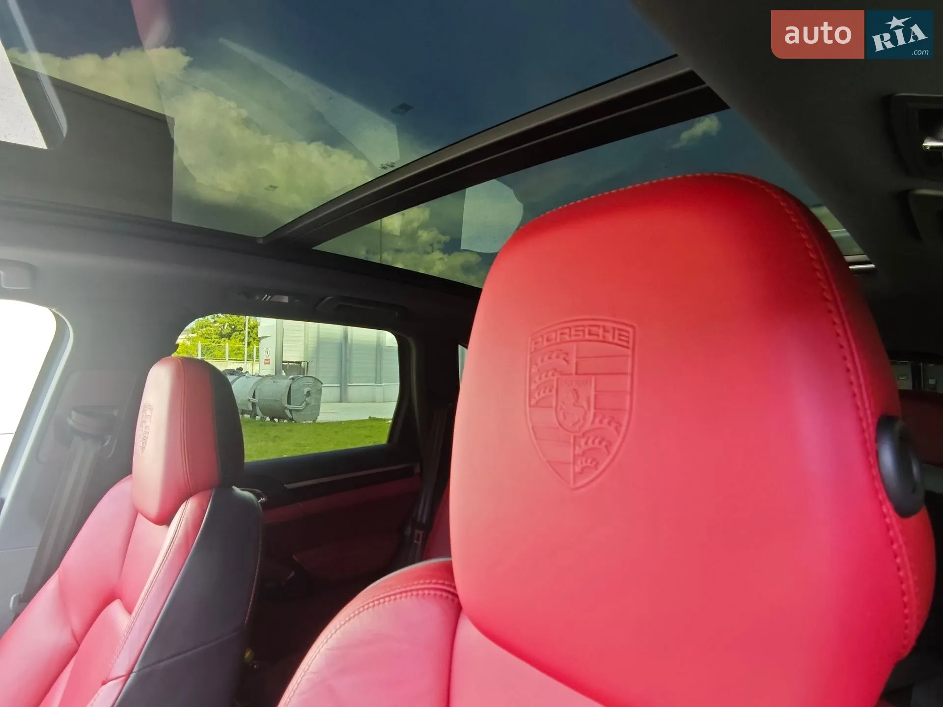 2015 Porsche Cayenne - мініатюра 26