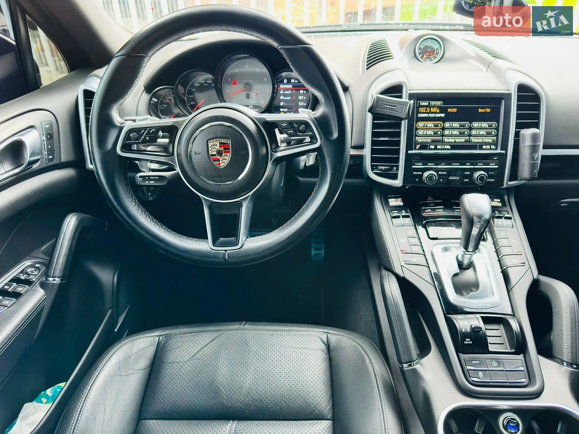 2014 Porsche Cayenne - мініатюра 30