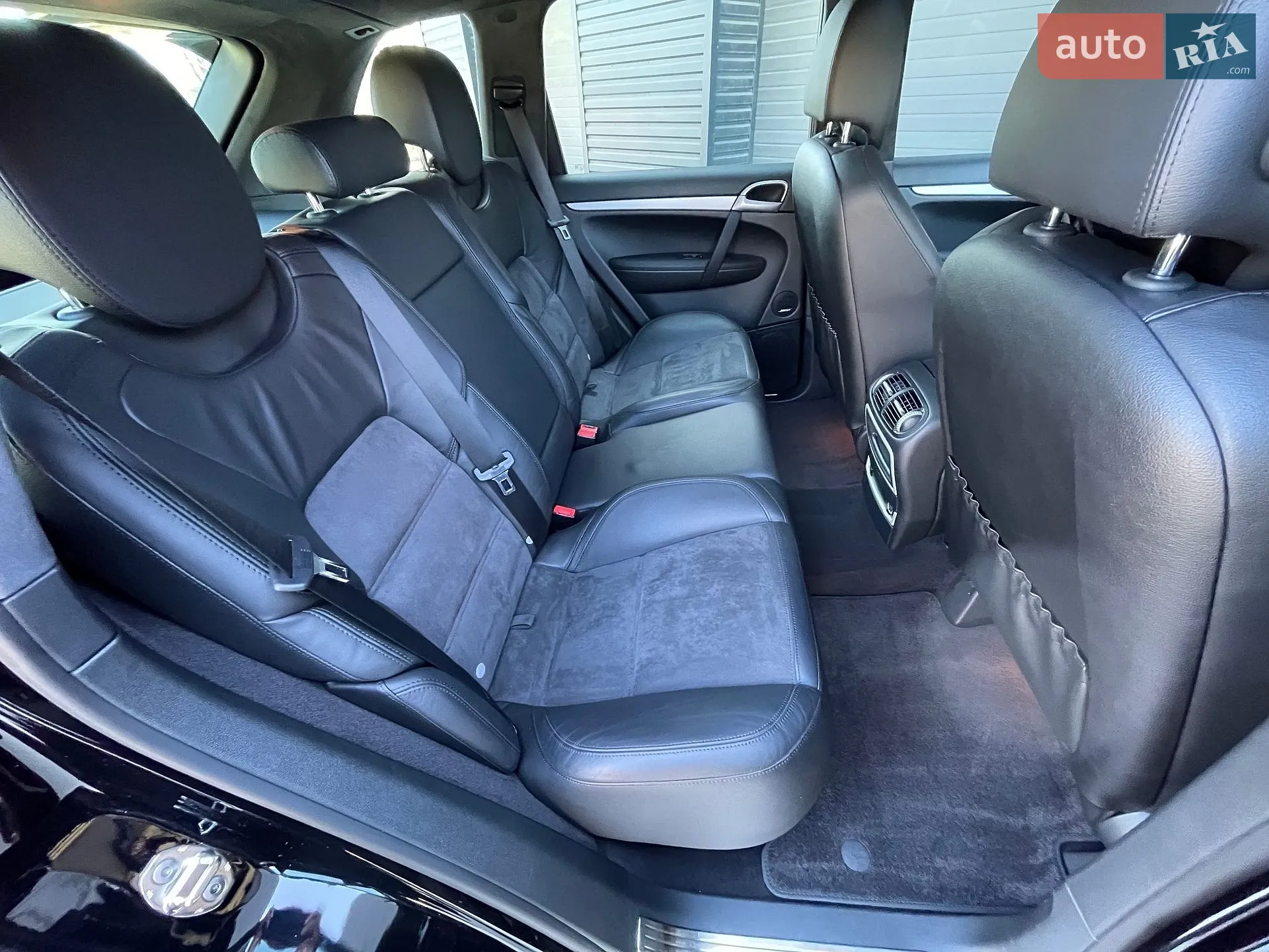 2010 Porsche Cayenne - мініатюра 42