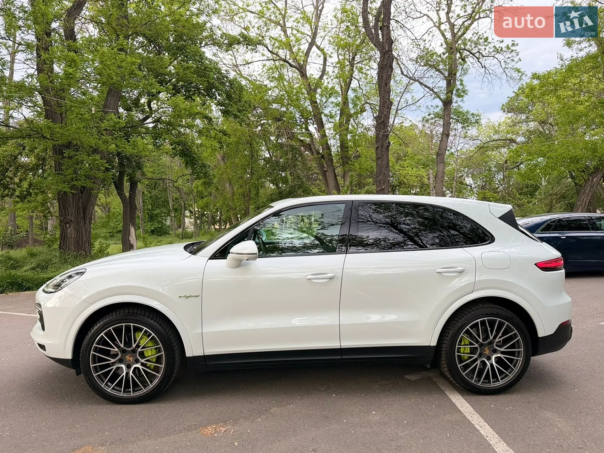 2020 Porsche Cayenne - мініатюра 16