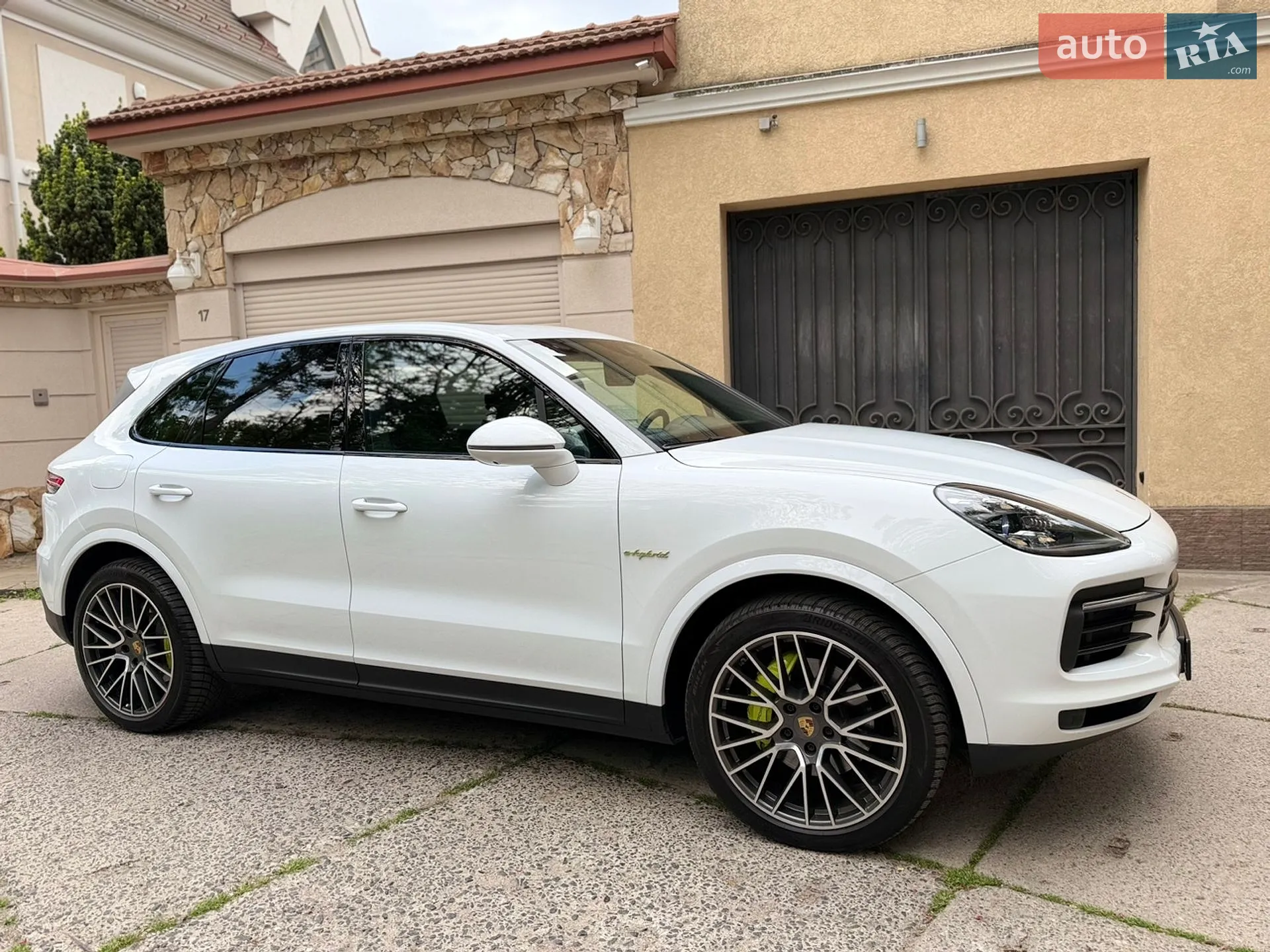 2020 Porsche Cayenne - мініатюра 20