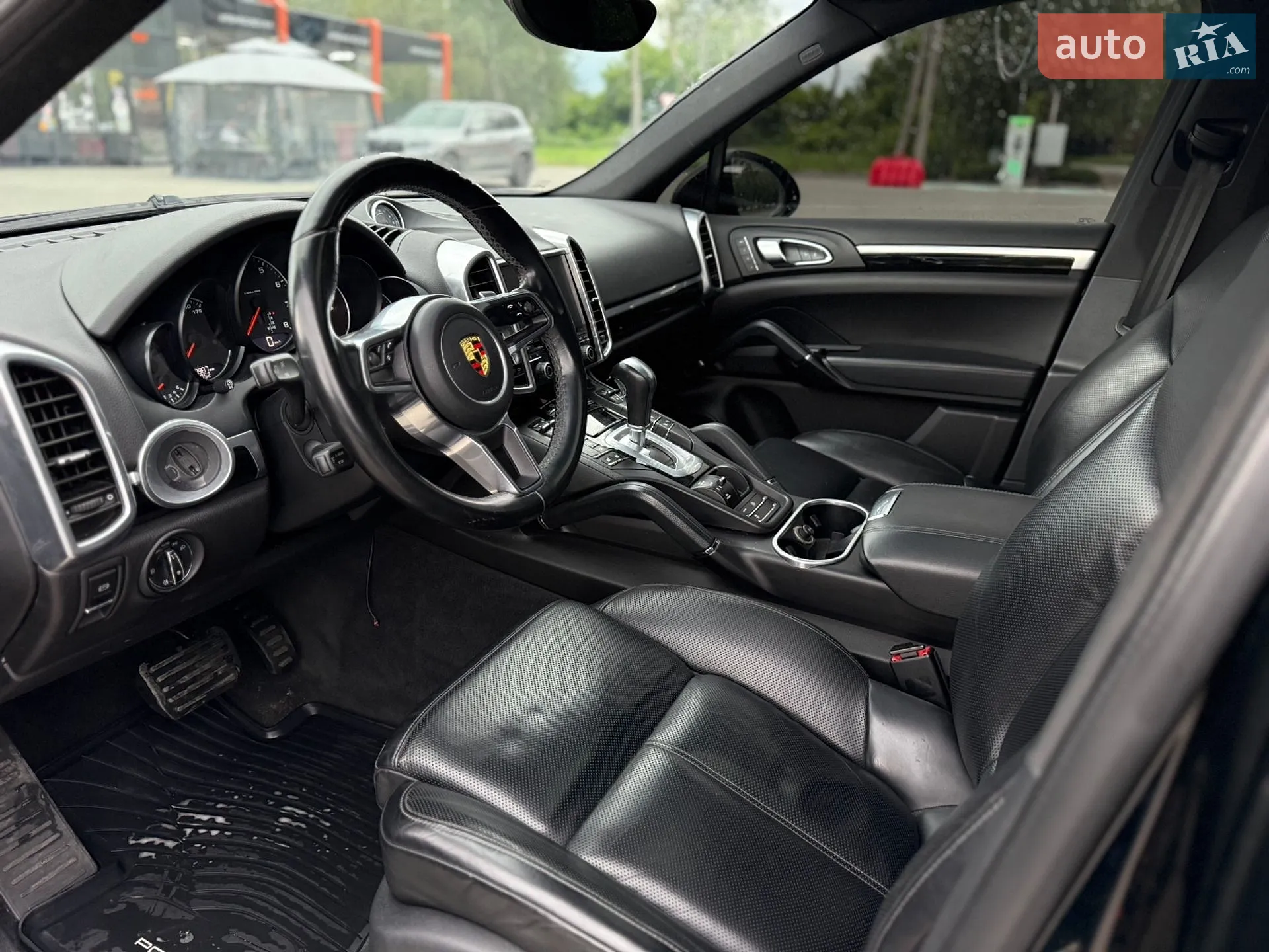 2016 Porsche Cayenne - мініатюра 17