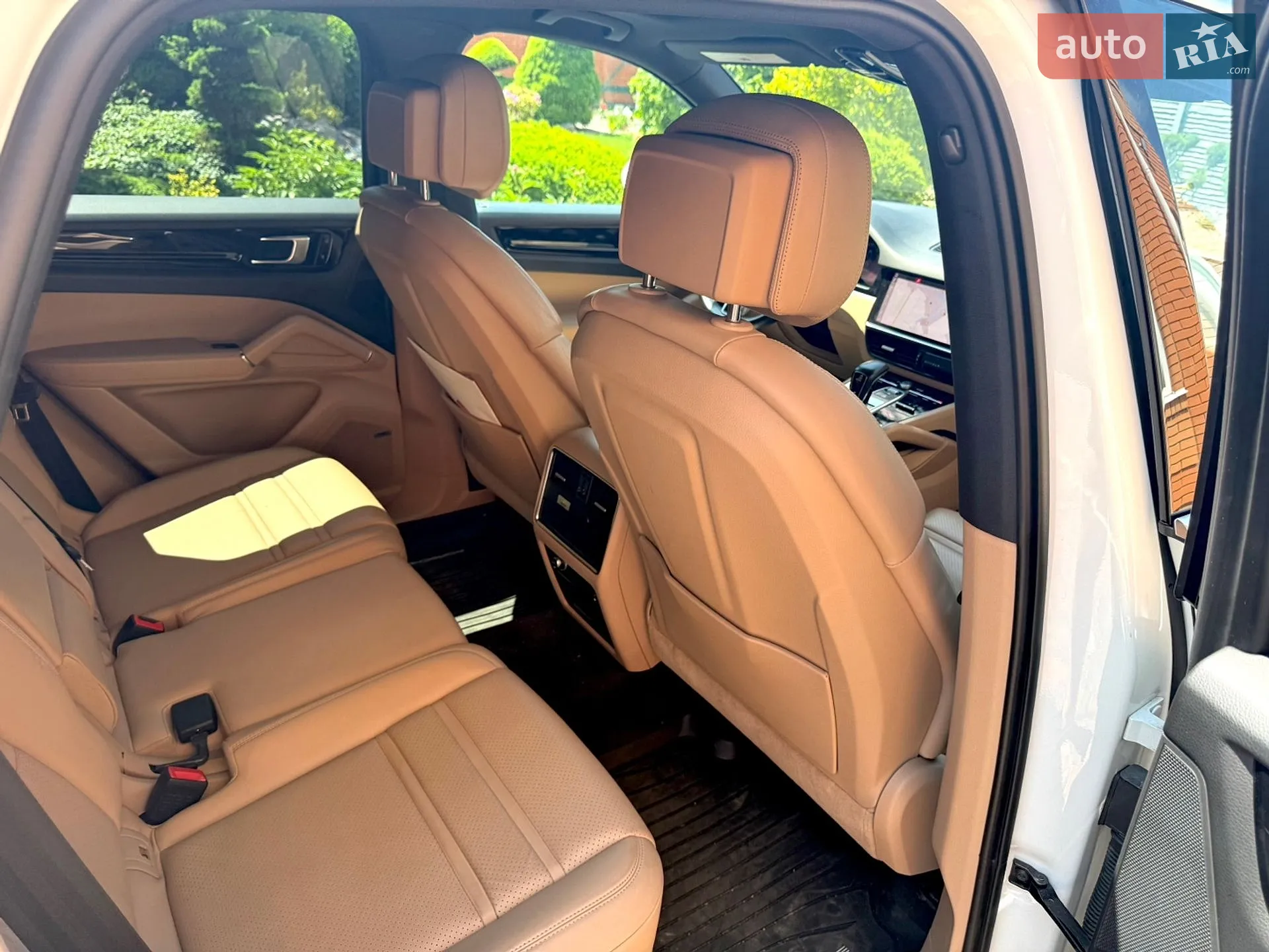 2020 Porsche Cayenne - мініатюра 10