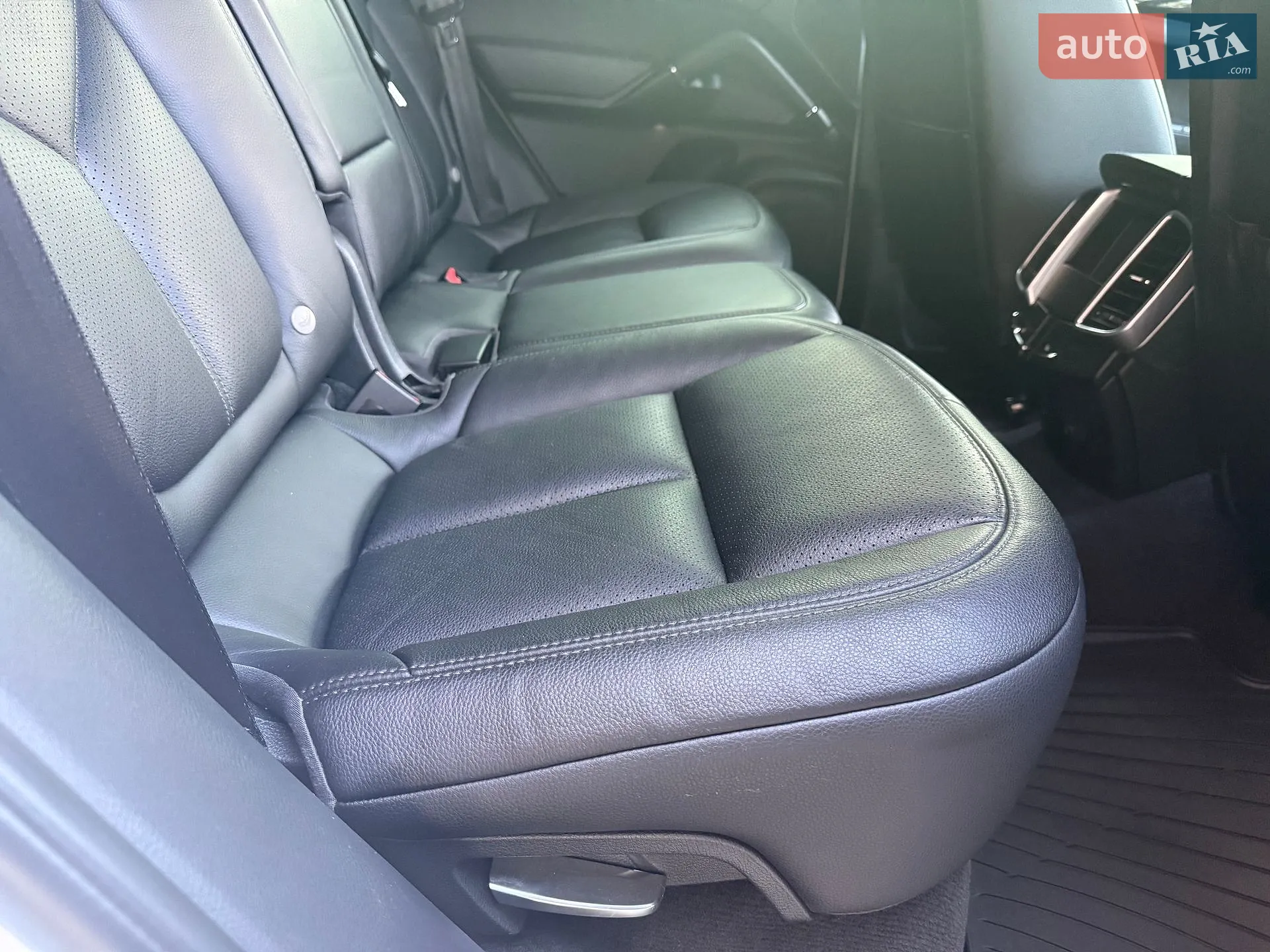 2016 Porsche Cayenne - мініатюра 105