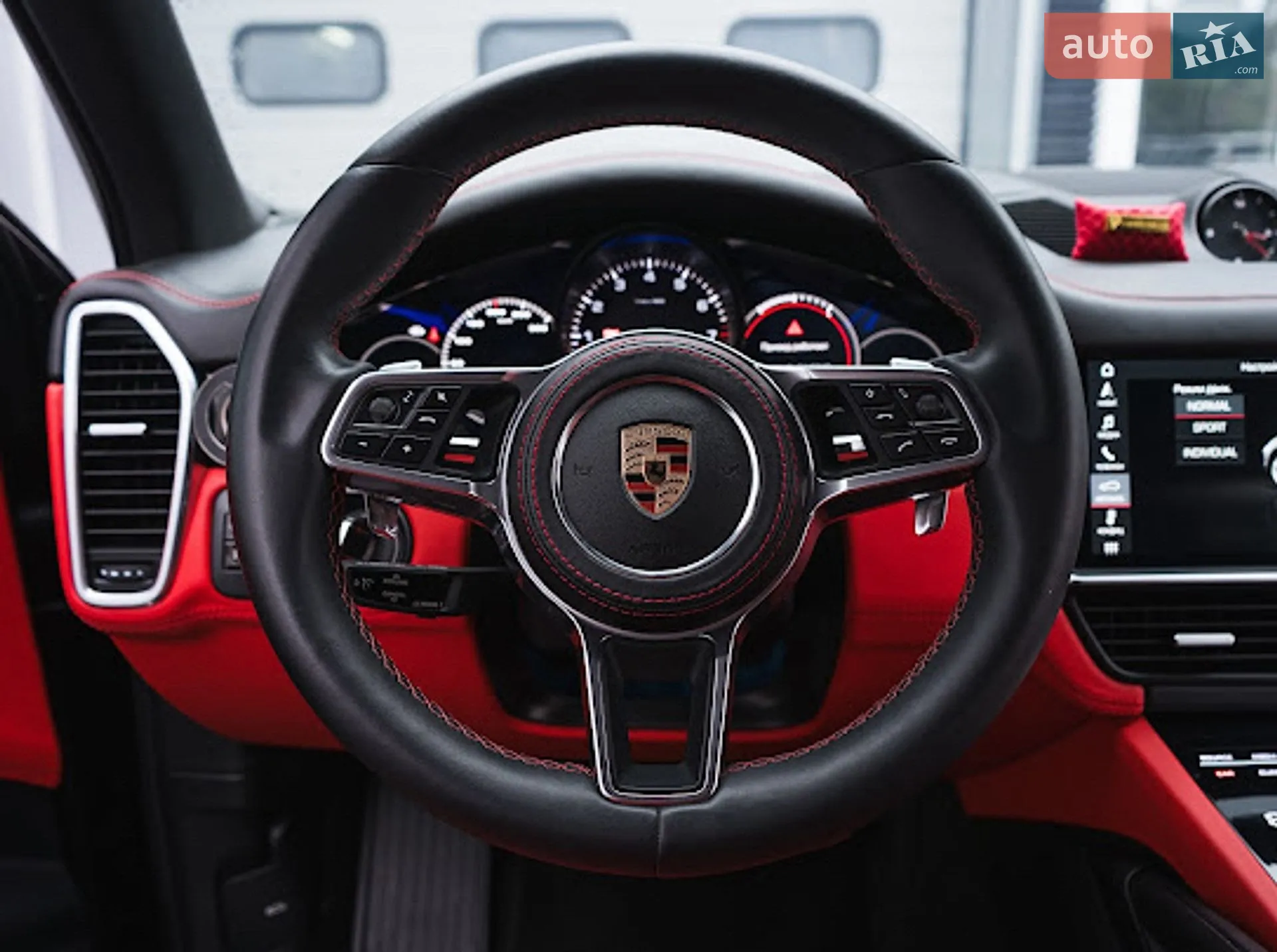 2018 Porsche Cayenne - мініатюра 10