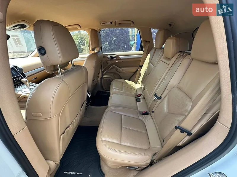 Porsche Cayenne 2012 VIN WP1ZZZ92ZDLA26724 фото оголошення 14 з 77