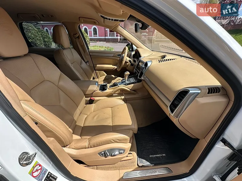 Porsche Cayenne 2012 VIN WP1ZZZ92ZDLA26724 фото оголошення 19 з 77
