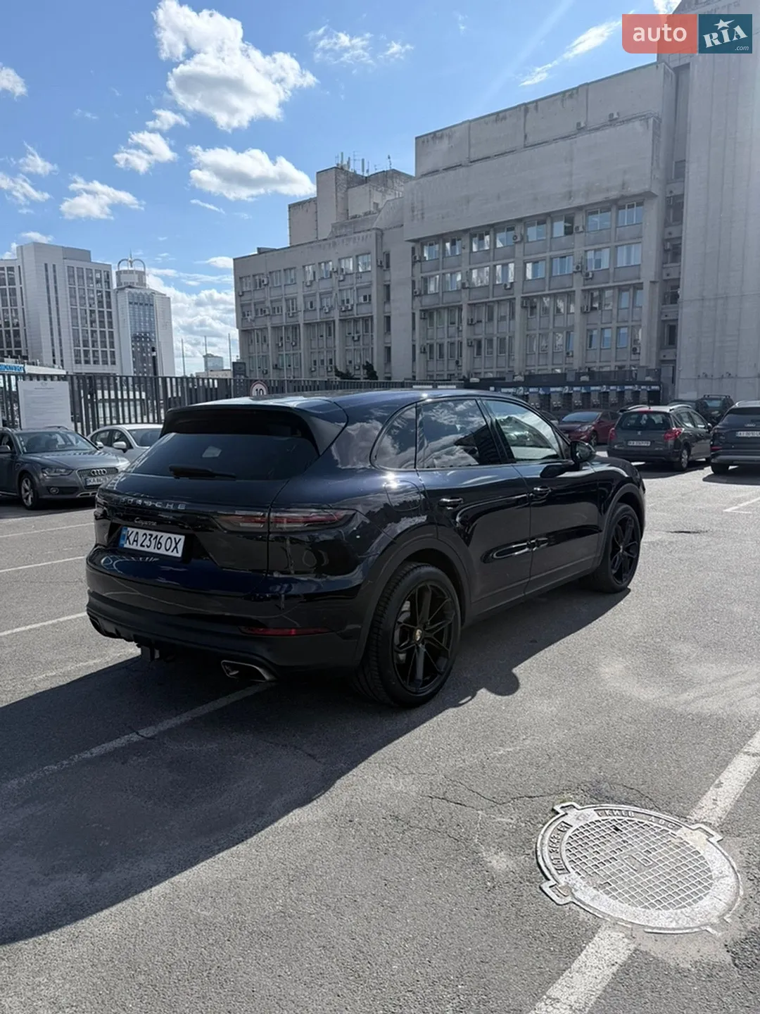 2019 Porsche Cayenne - мініатюра 3