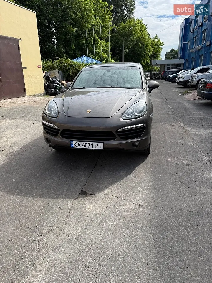 2011 Porsche Cayenne - мініатюра 52