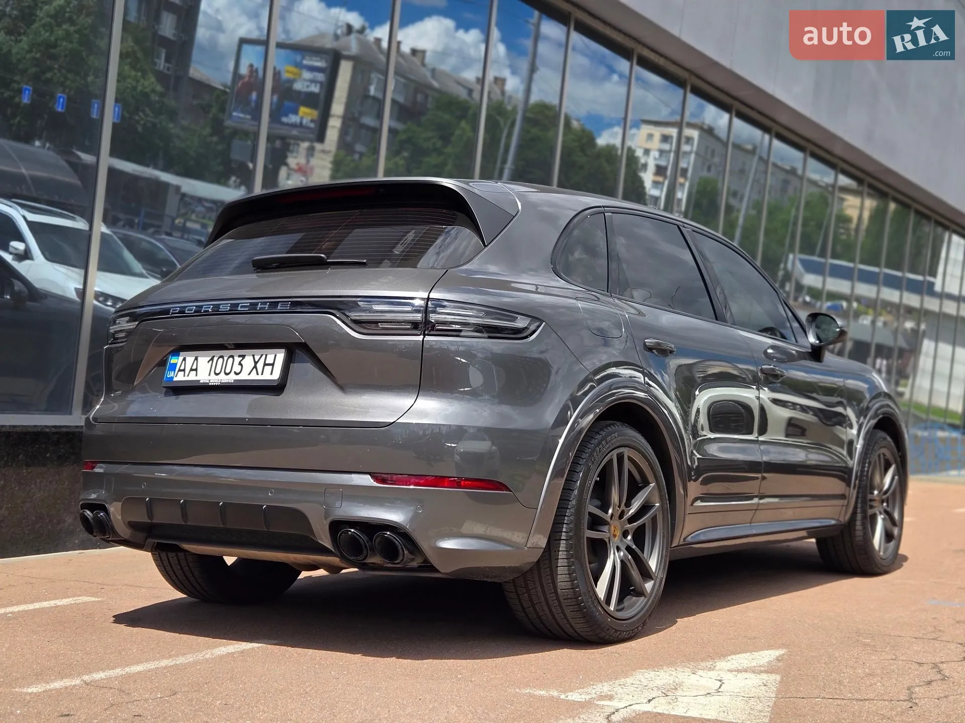 2019 Porsche Cayenne - мініатюра 4
