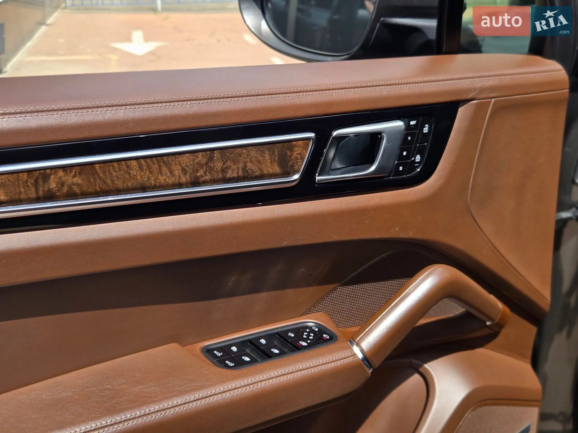 2019 Porsche Cayenne - мініатюра 16