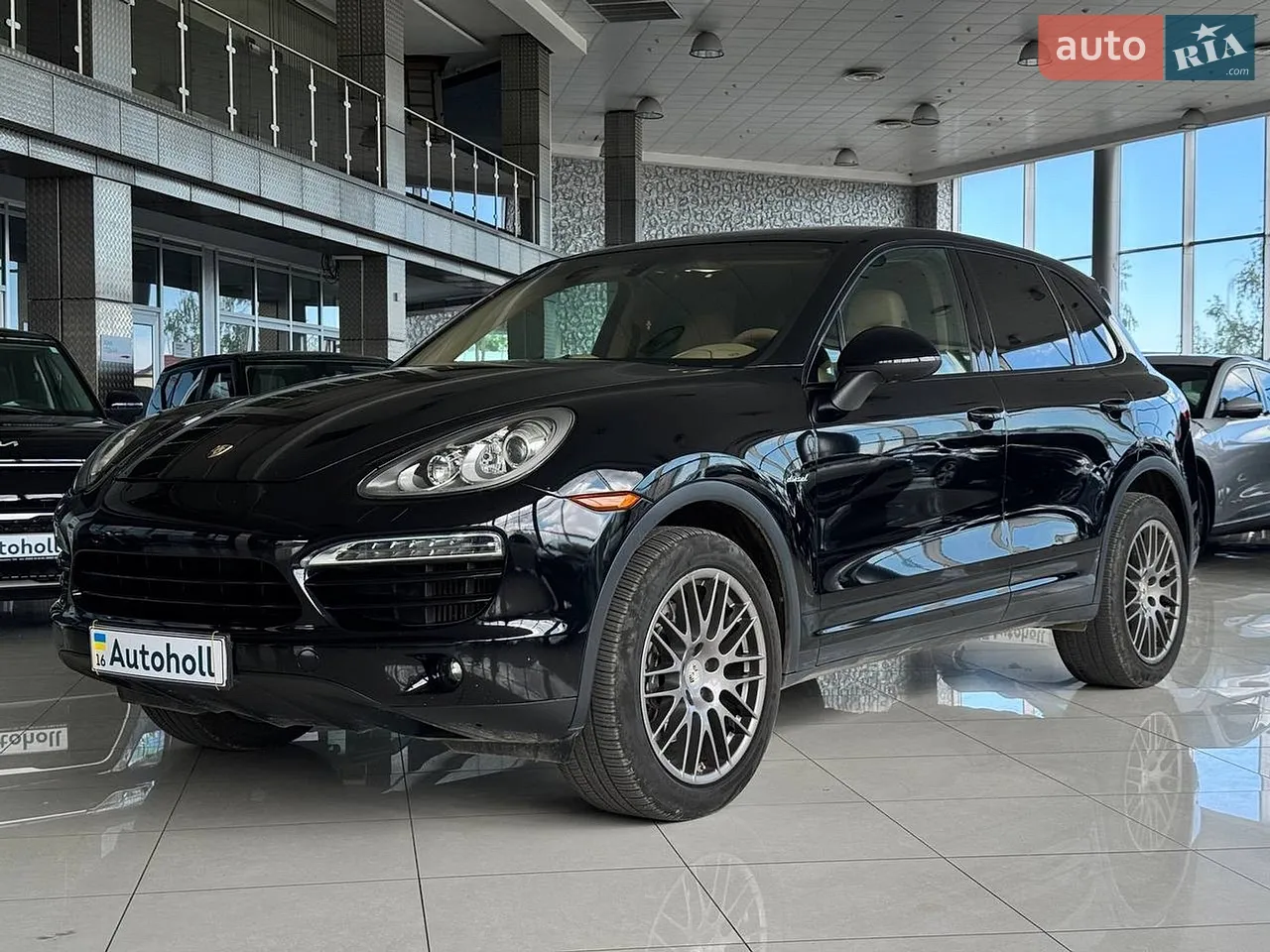 2013 Porsche Cayenne - мініатюра 22