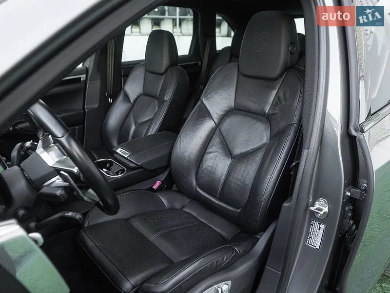 Porsche Cayenne 2016 VIN WP1AB2A25HLA50153 фото оголошення 43 з 97