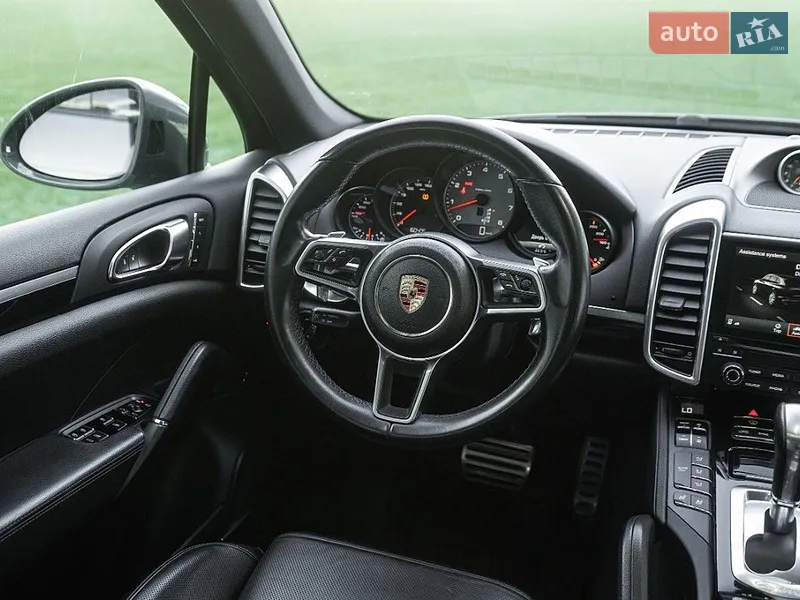 Porsche Cayenne 2016 VIN WP1AB2A25HLA50153 фото оголошення 46 з 97
