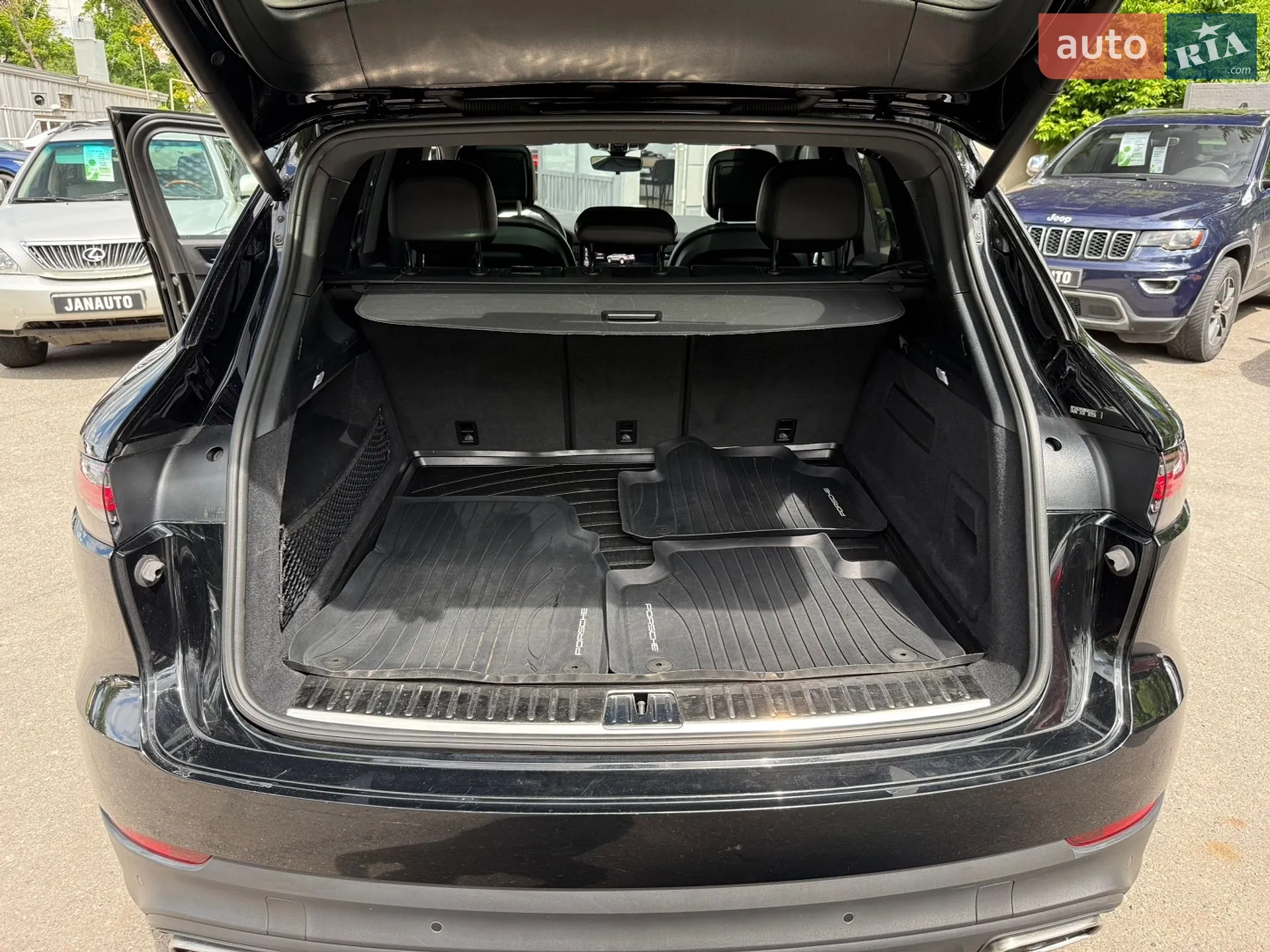 2021 Porsche Cayenne - мініатюра 20