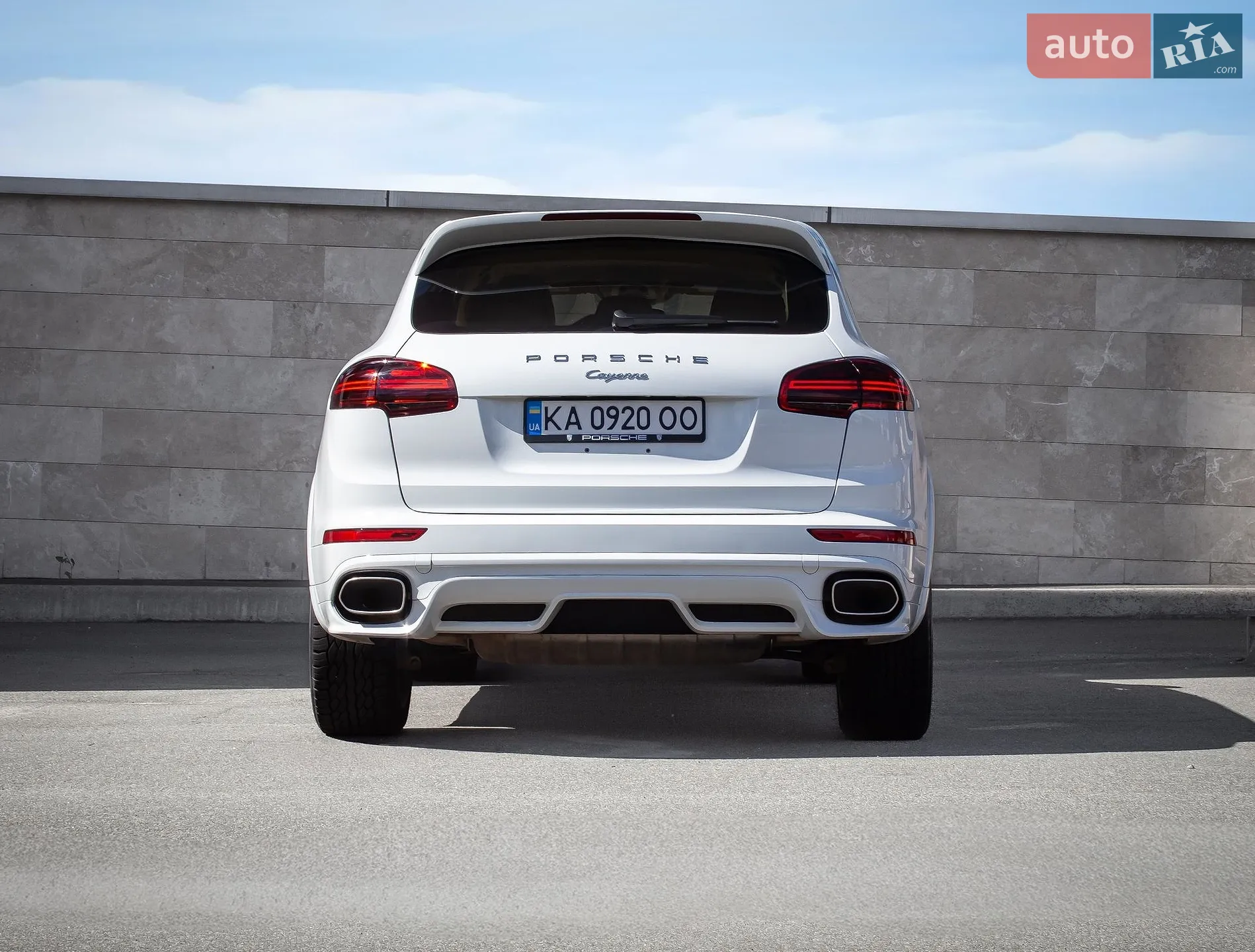 2015 Porsche Cayenne - мініатюра 4