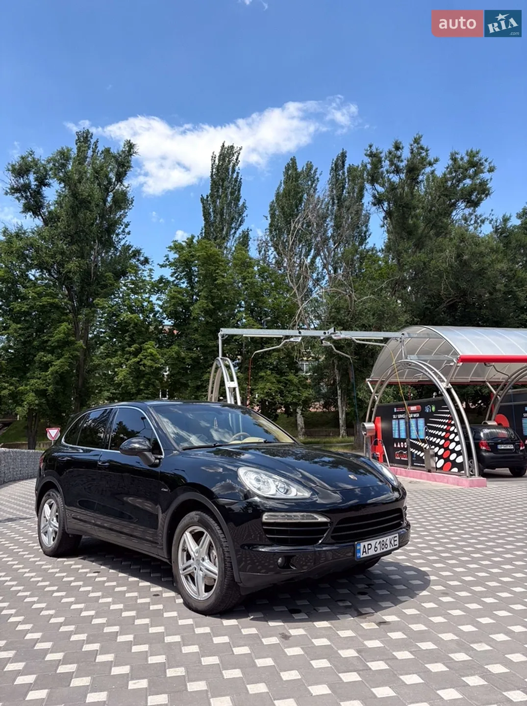 2013 Porsche Cayenne - мініатюра 3