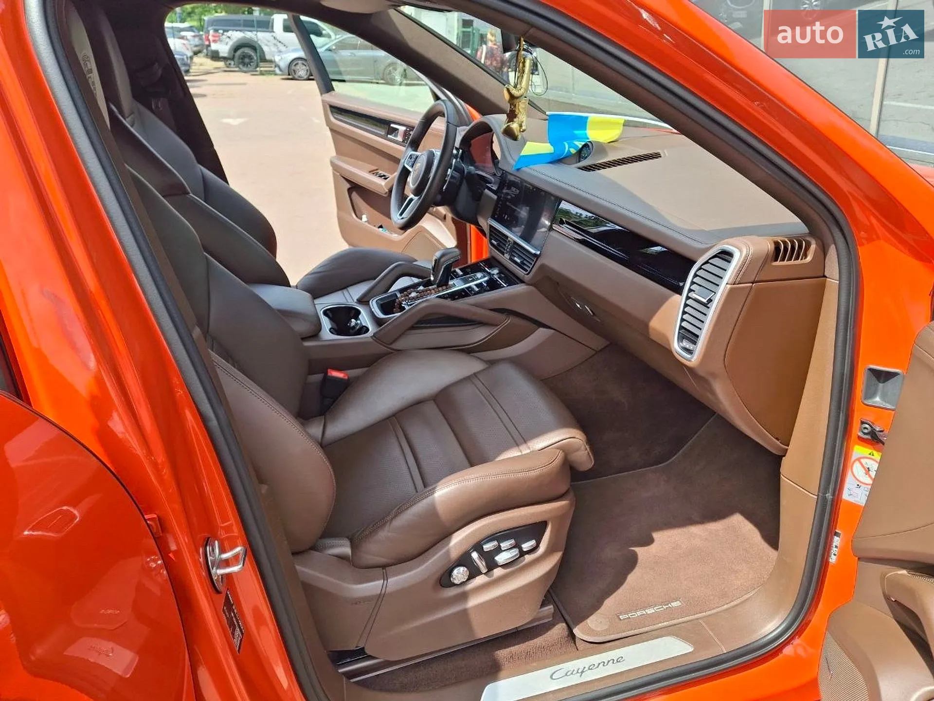 2020 Porsche Cayenne - мініатюра 16