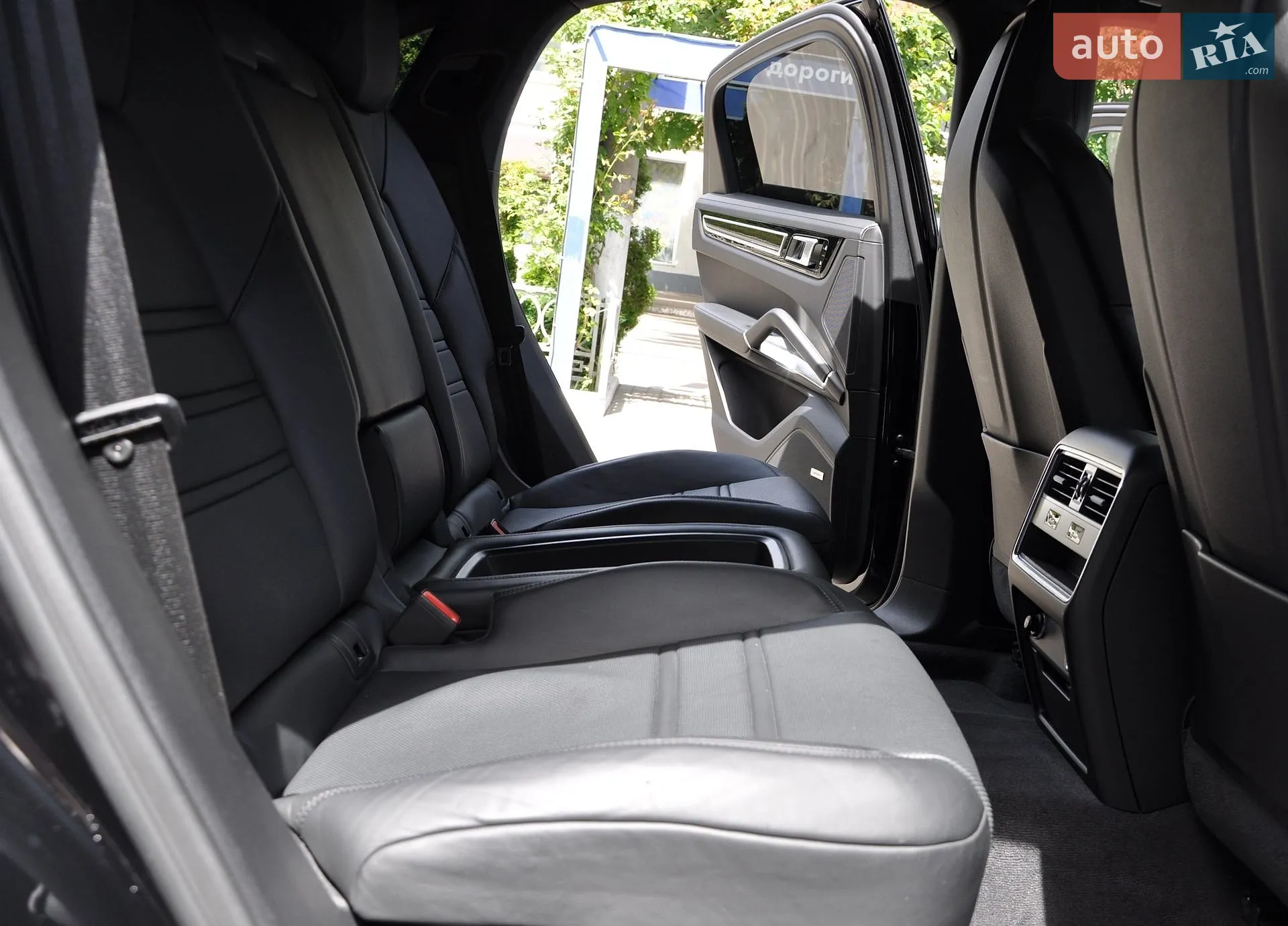 2019 Porsche Cayenne - мініатюра 24