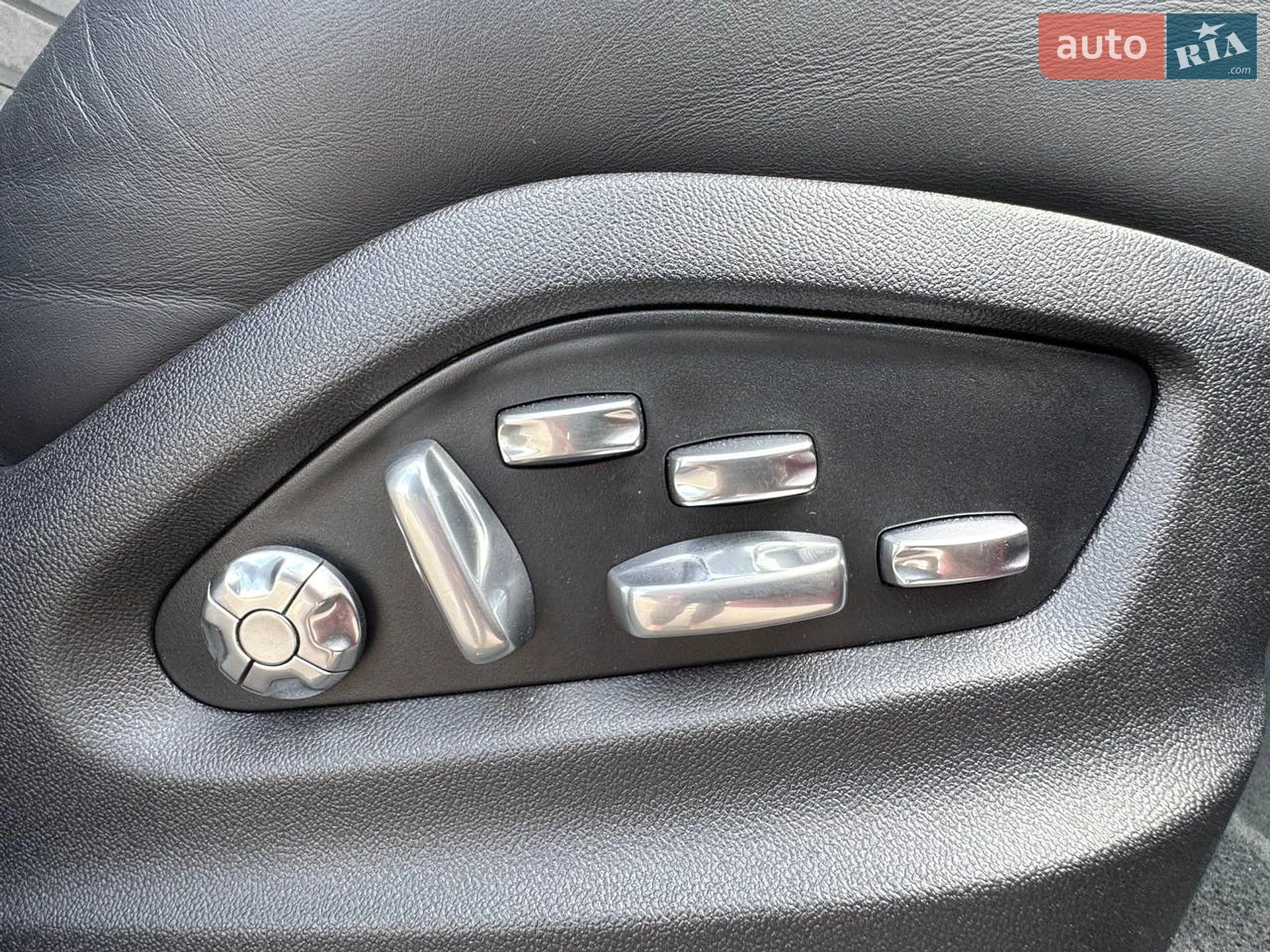 2021 Porsche Cayenne - мініатюра 13