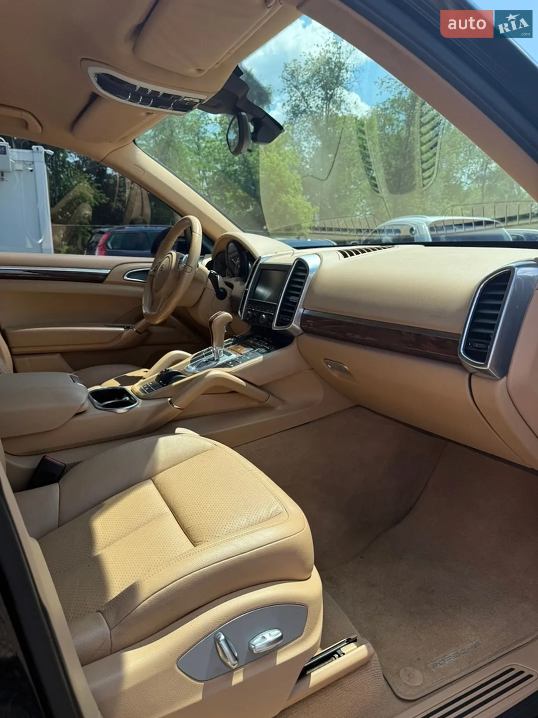 2011 Porsche Cayenne - мініатюра 12