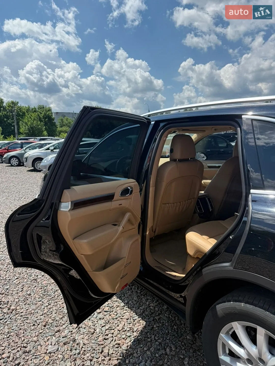 2011 Porsche Cayenne - мініатюра 14