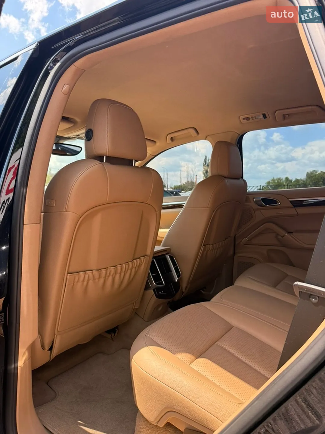 2011 Porsche Cayenne - мініатюра 15