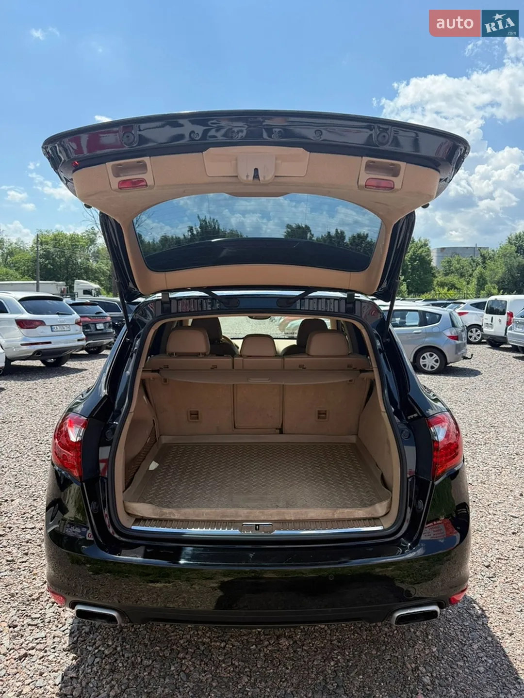 2011 Porsche Cayenne - мініатюра 16