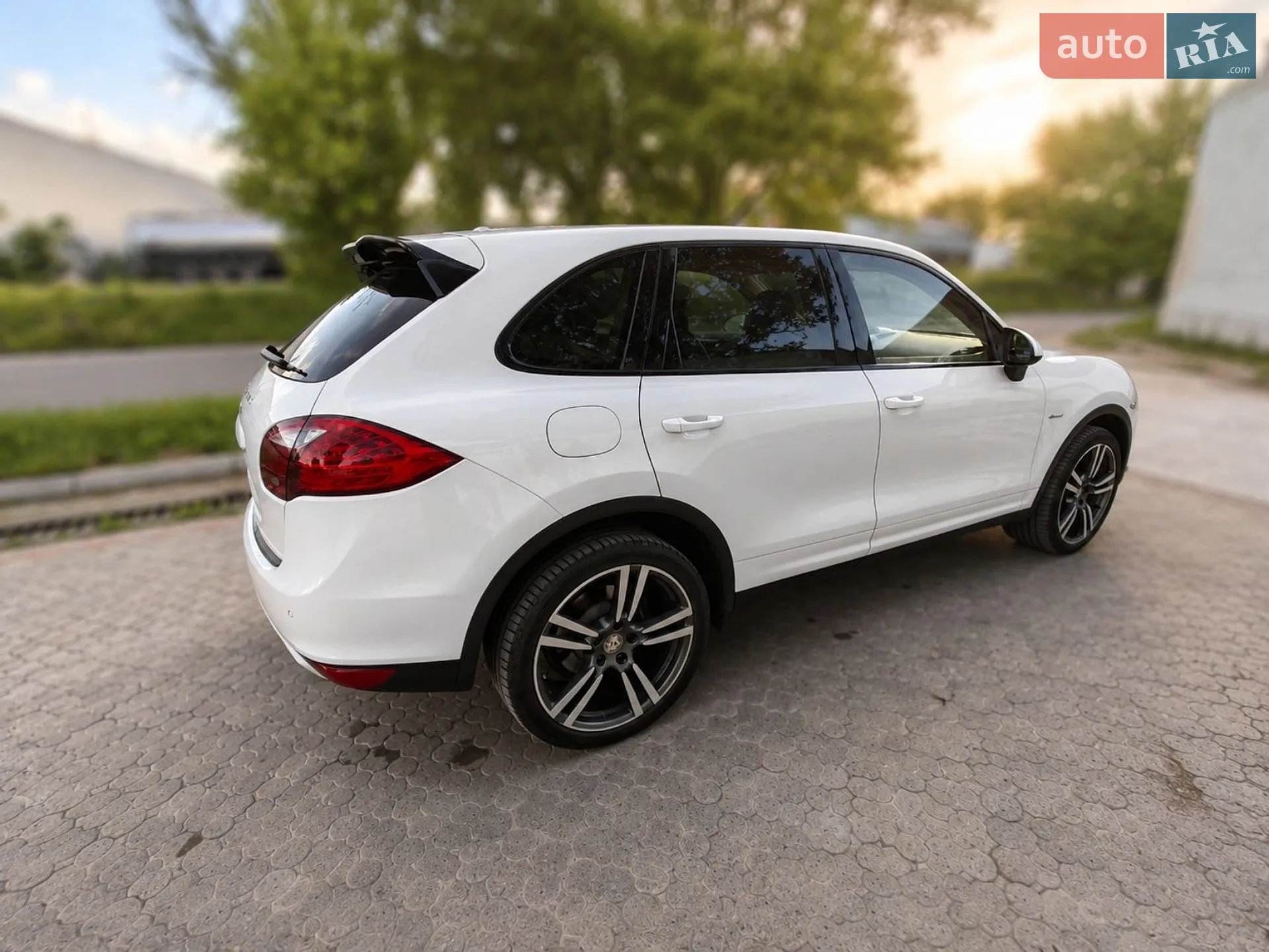 2013 Porsche Cayenne - мініатюра 12