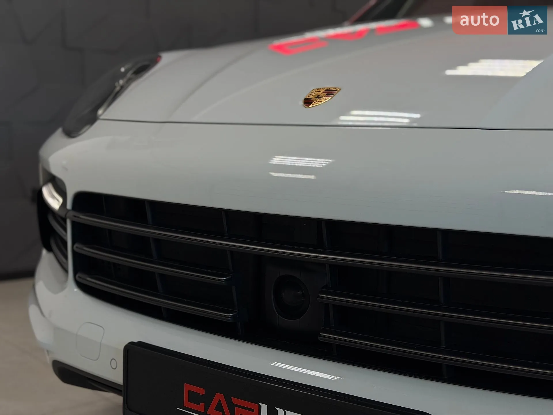 2022 Porsche Cayenne - мініатюра 7