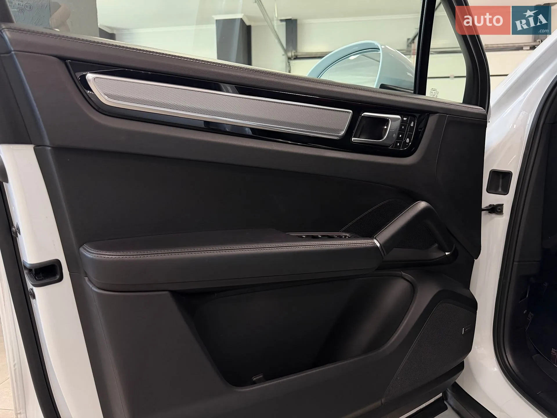 2022 Porsche Cayenne - мініатюра 47