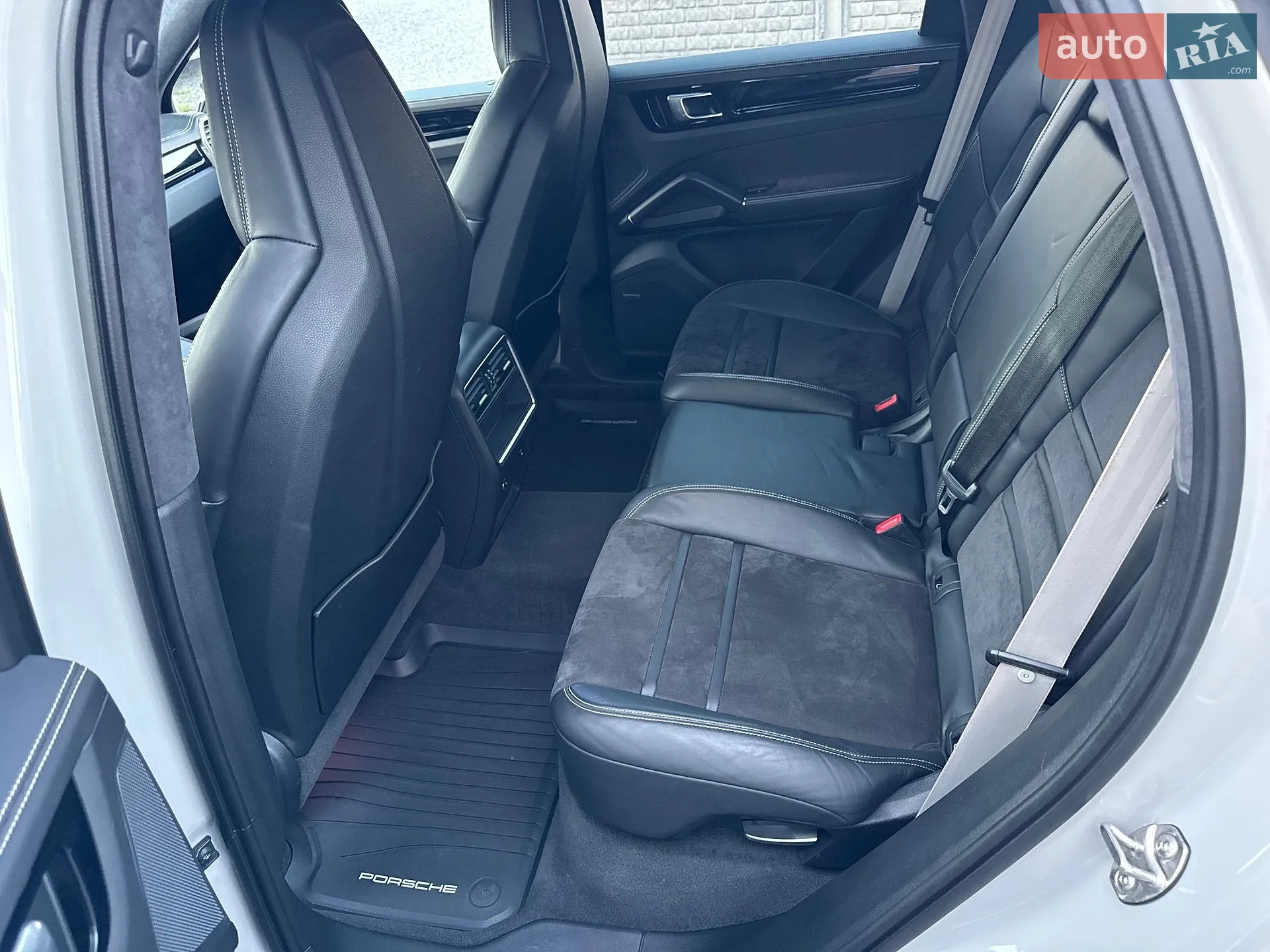 2021 Porsche Cayenne - мініатюра 133