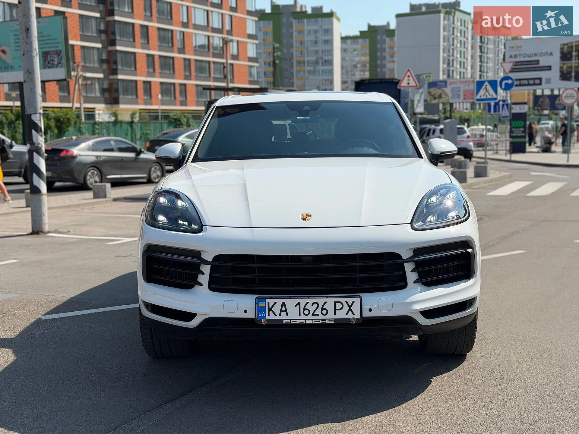 2020 Porsche Cayenne - мініатюра 9