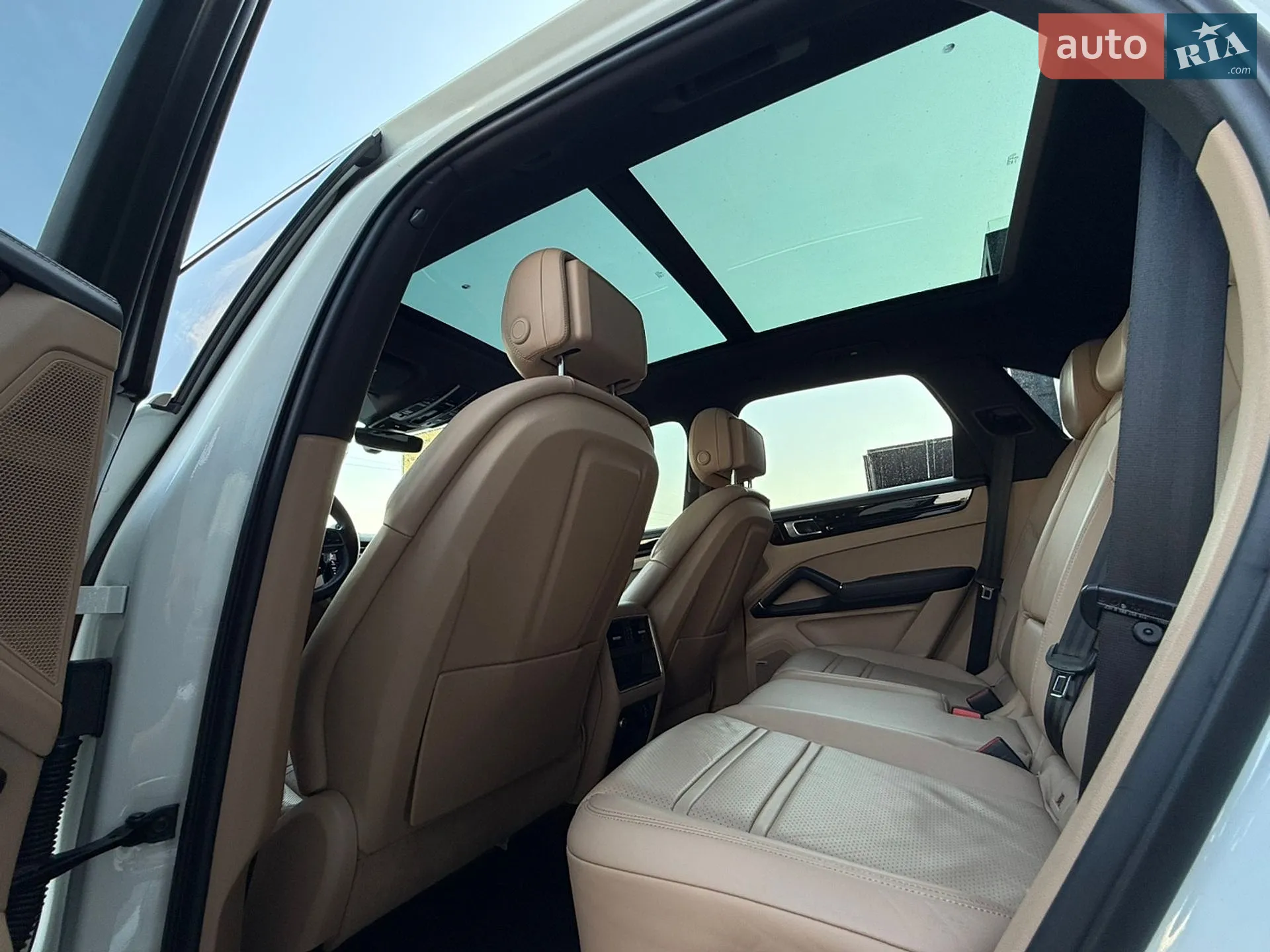 2019 Porsche Cayenne - мініатюра 19