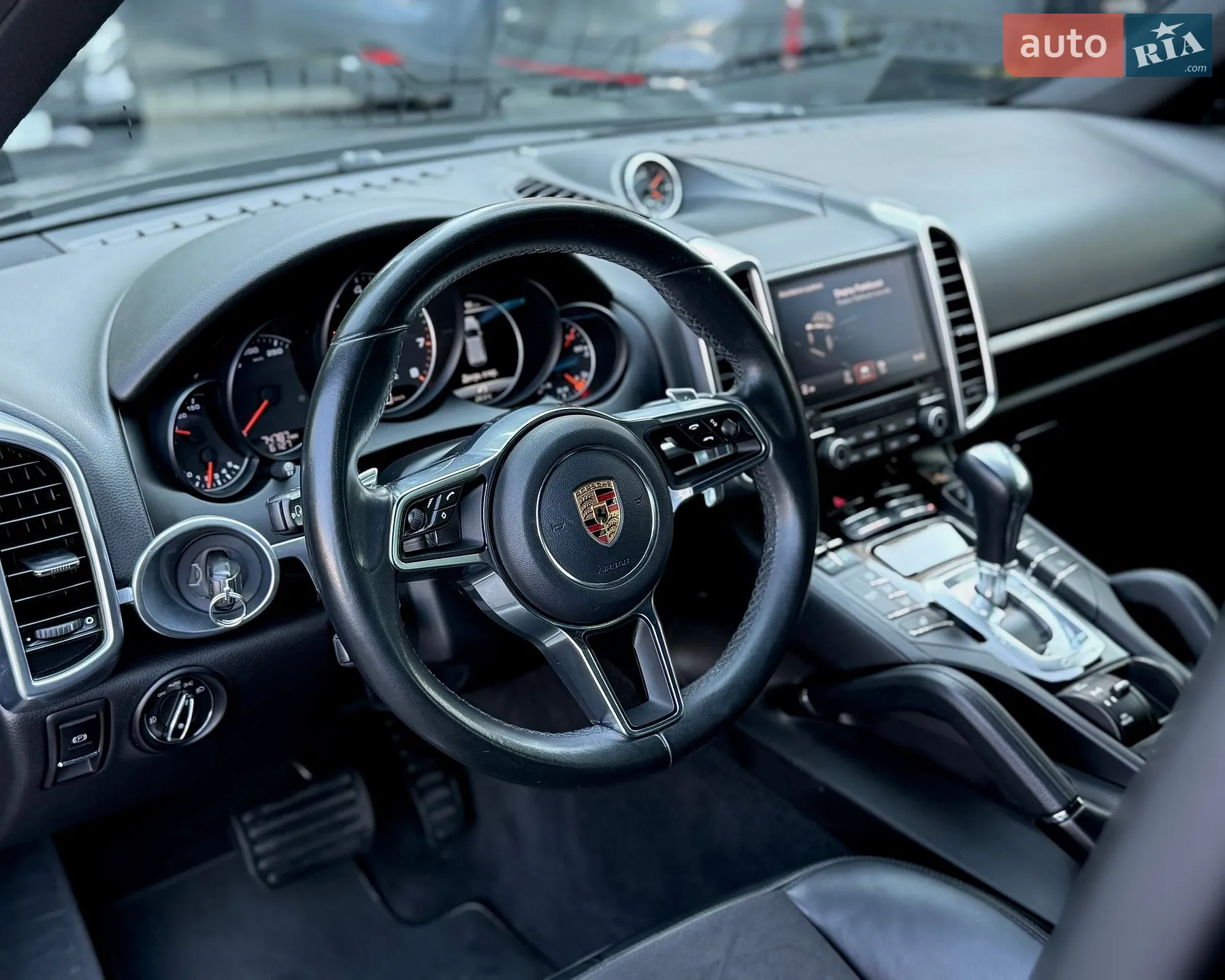 2017 Porsche Cayenne - мініатюра 9