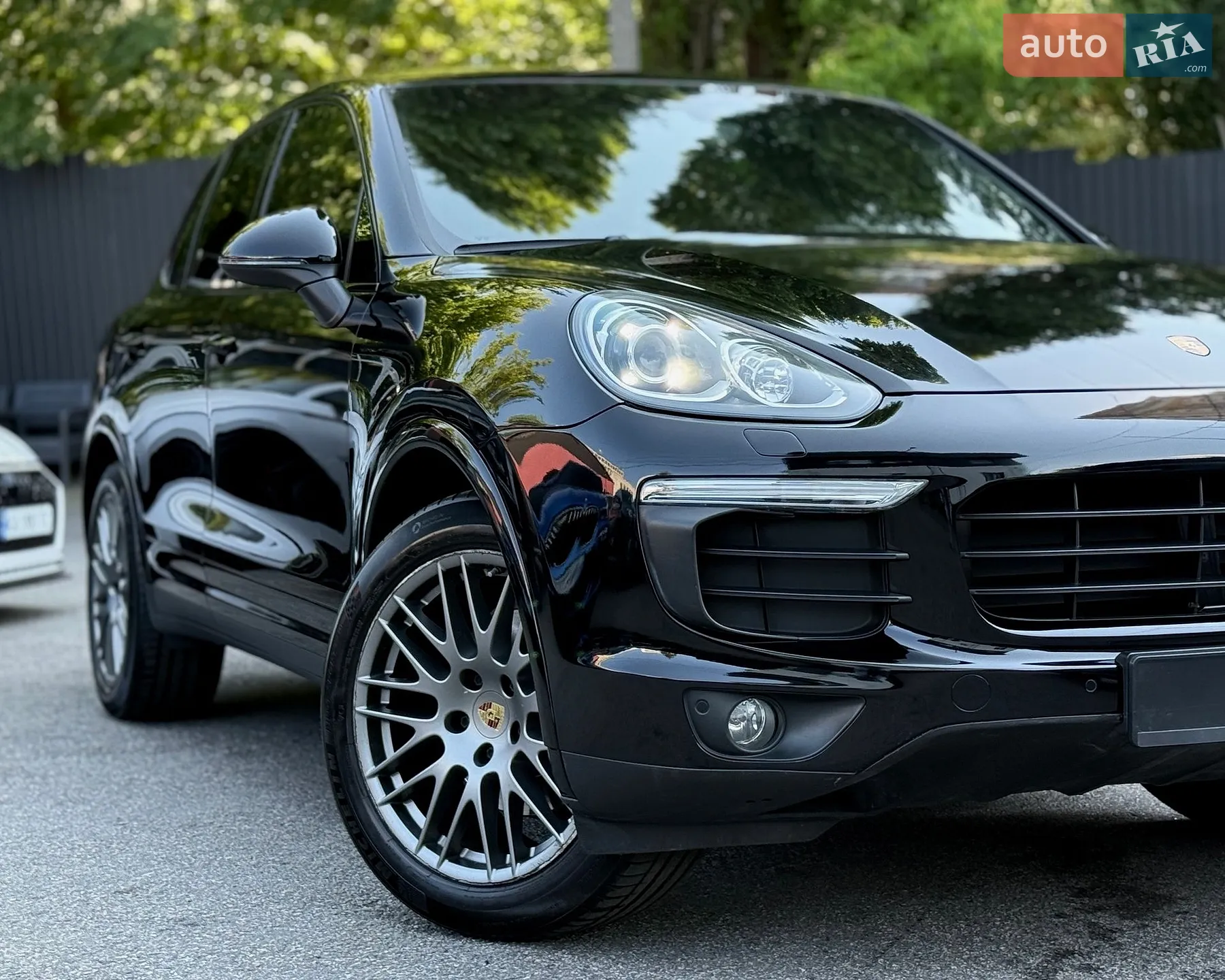 2017 Porsche Cayenne - мініатюра 31