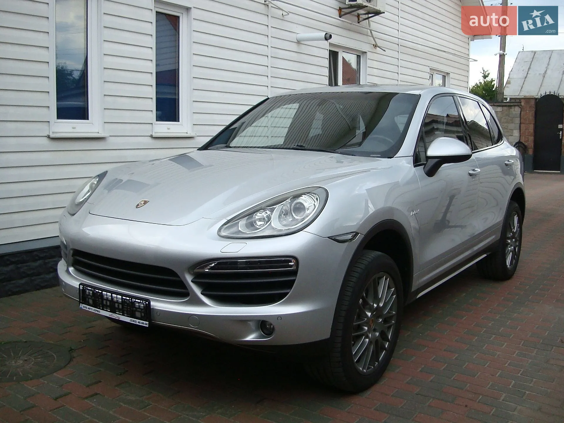 2014 Porsche Cayenne - мініатюра 3
