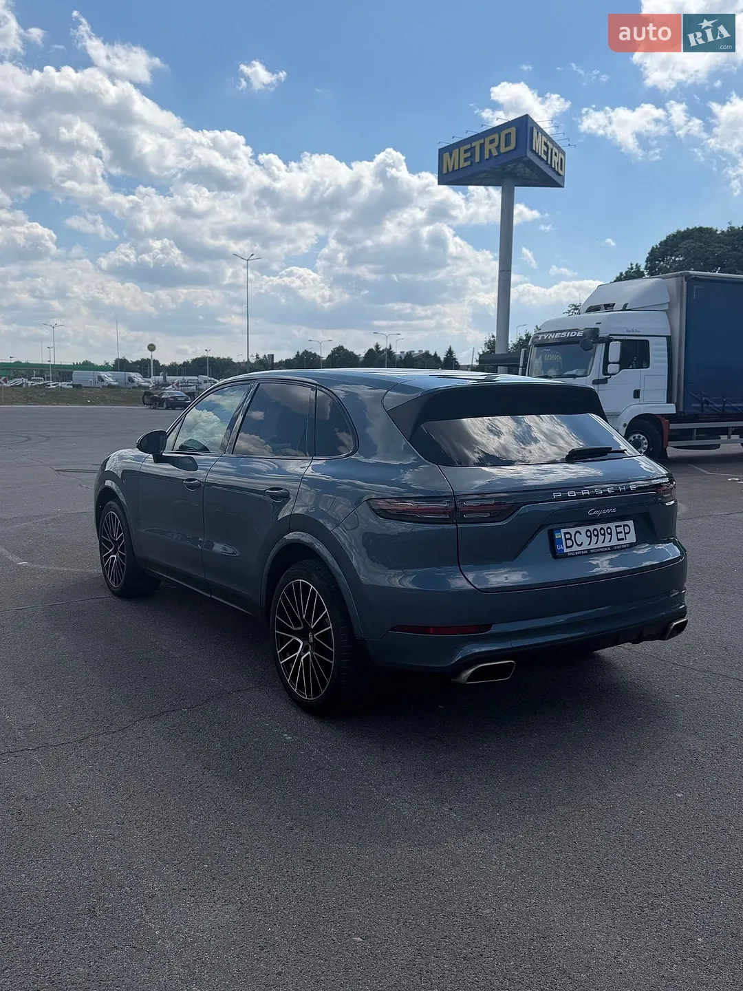 2018 Porsche Cayenne - мініатюра 9