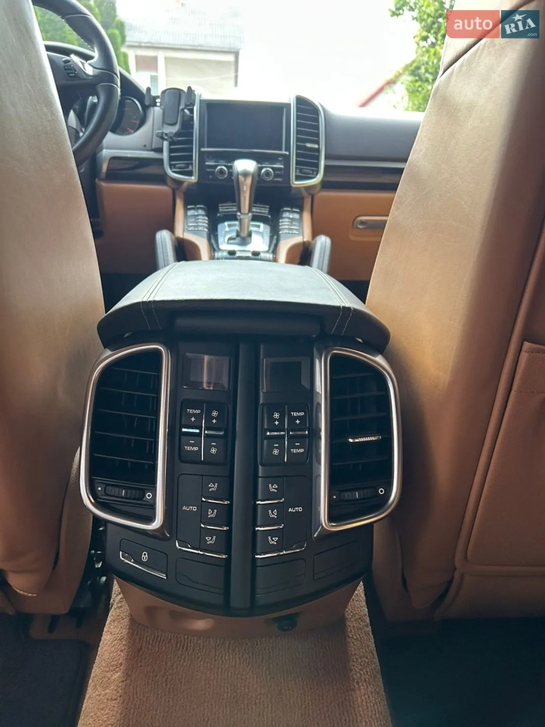 2011 Porsche Cayenne - мініатюра 17