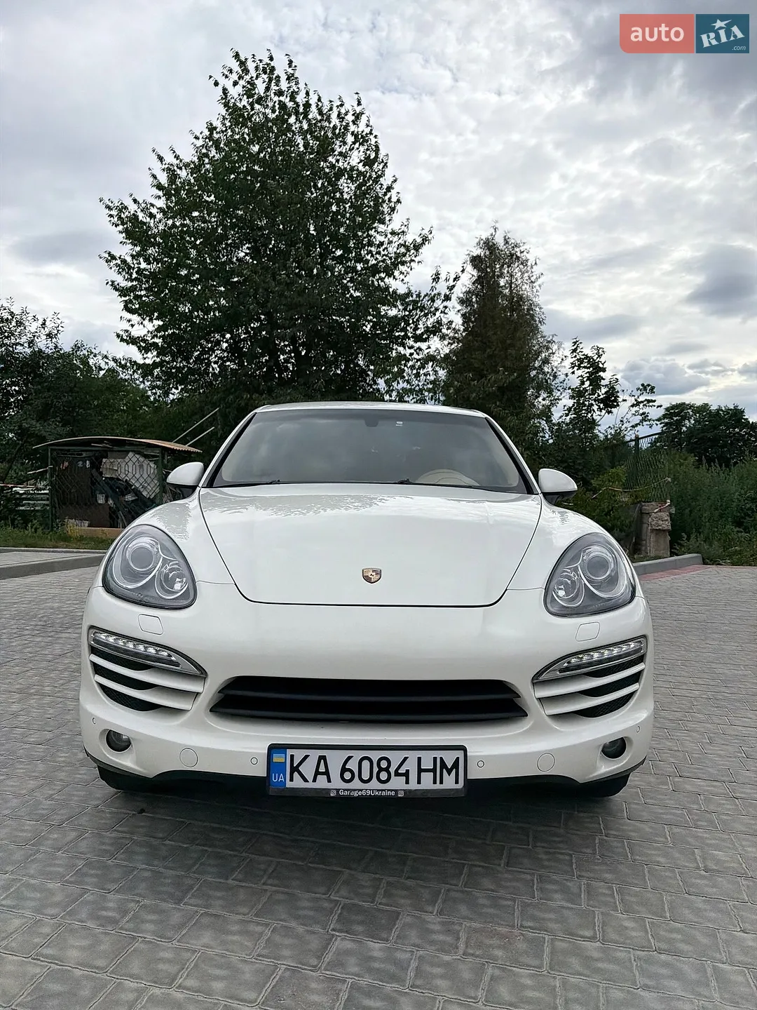 2011 Porsche Cayenne - мініатюра 2