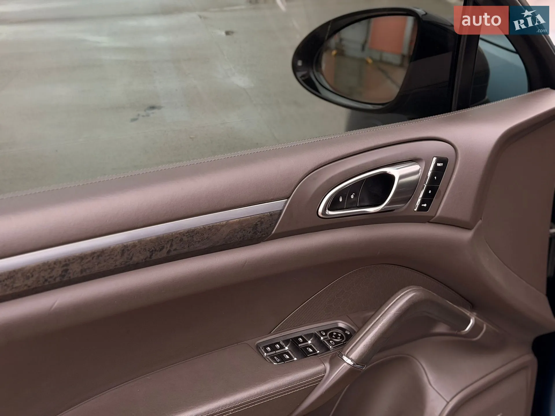 2014 Porsche Cayenne - мініатюра 25