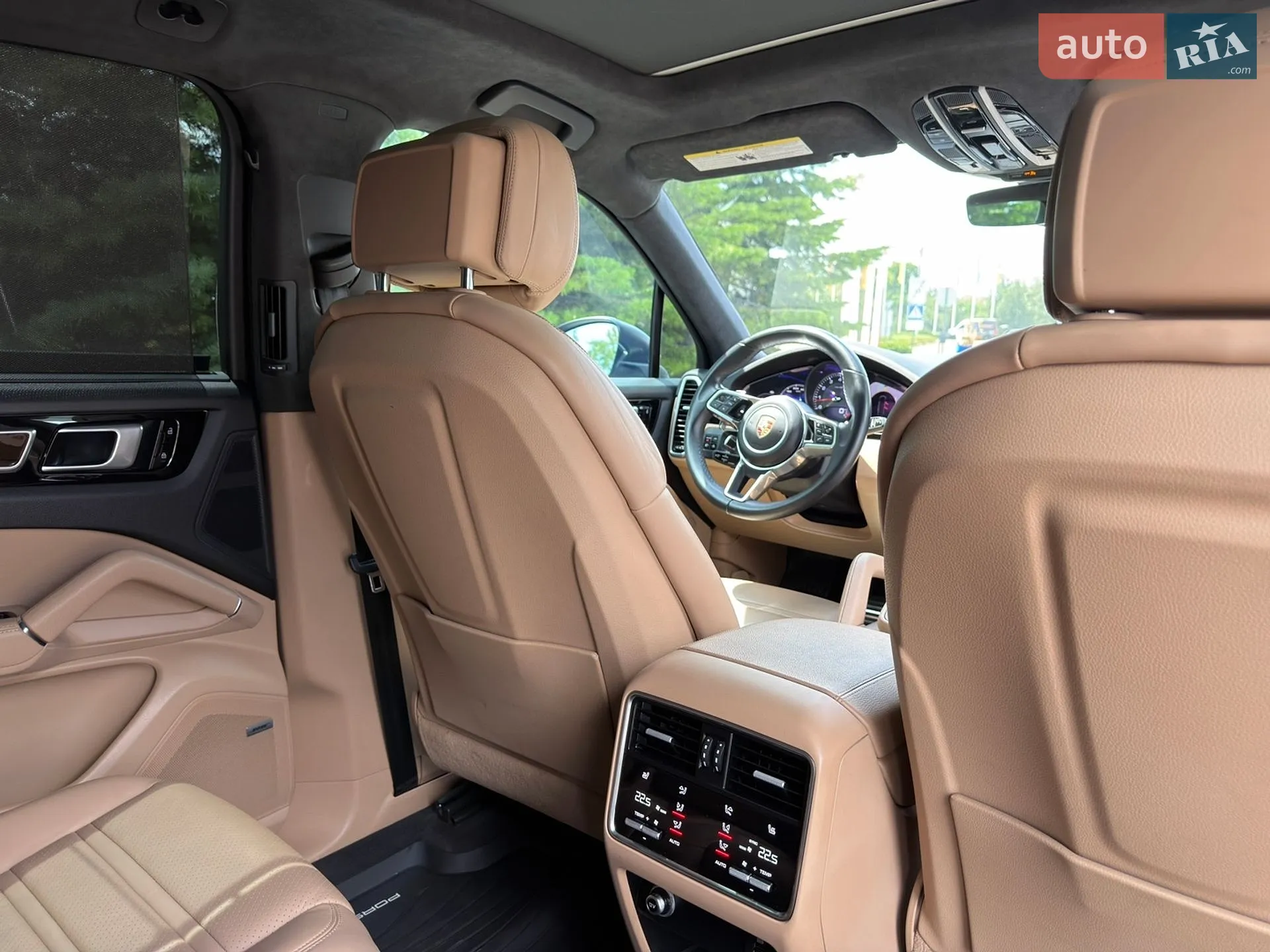 2019 Porsche Cayenne - мініатюра 24