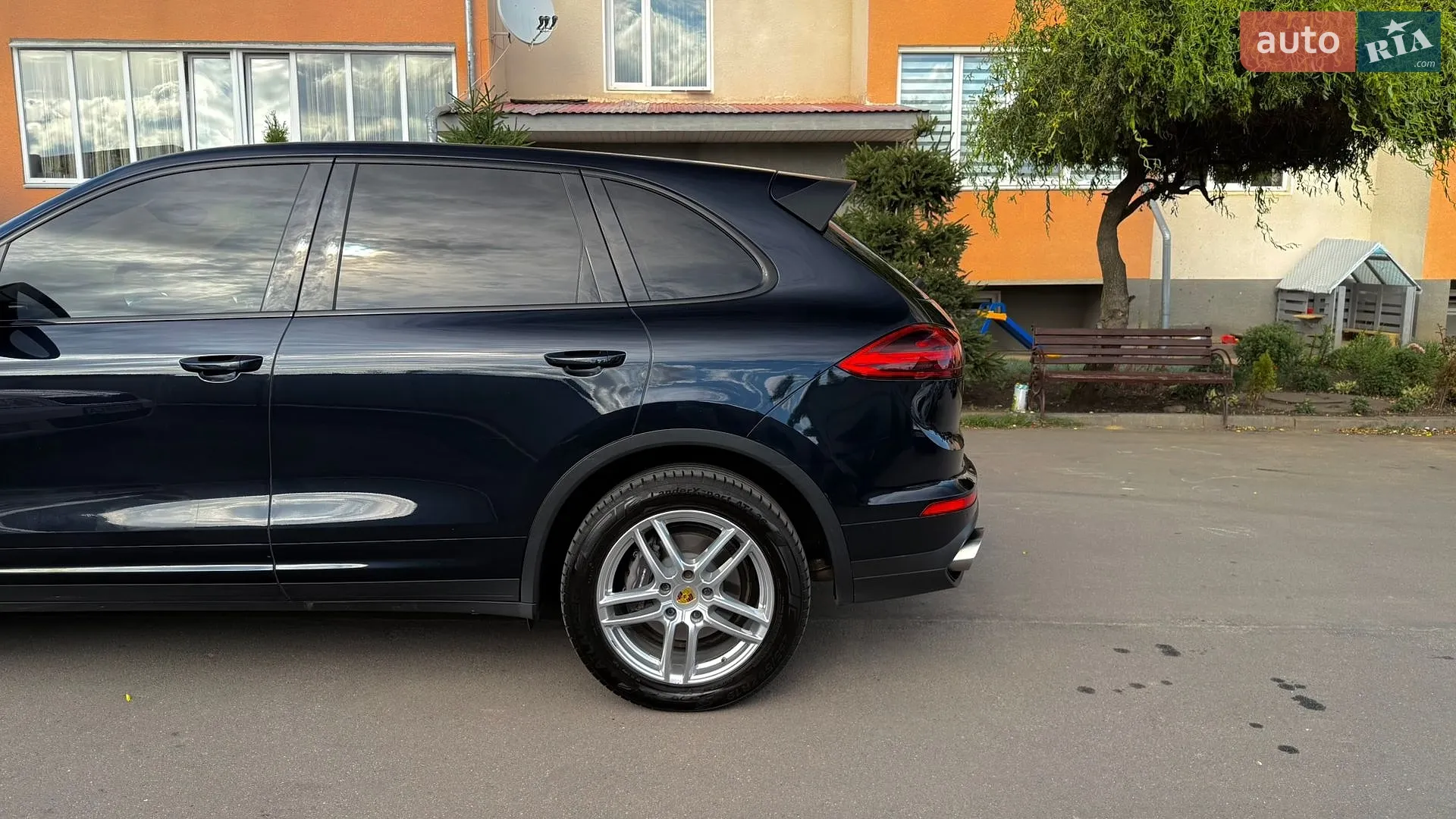 2015 Porsche Cayenne - мініатюра 7