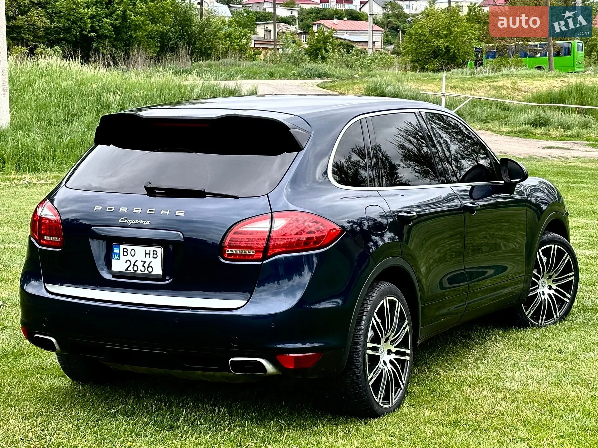 2011 Porsche Cayenne - мініатюра 4