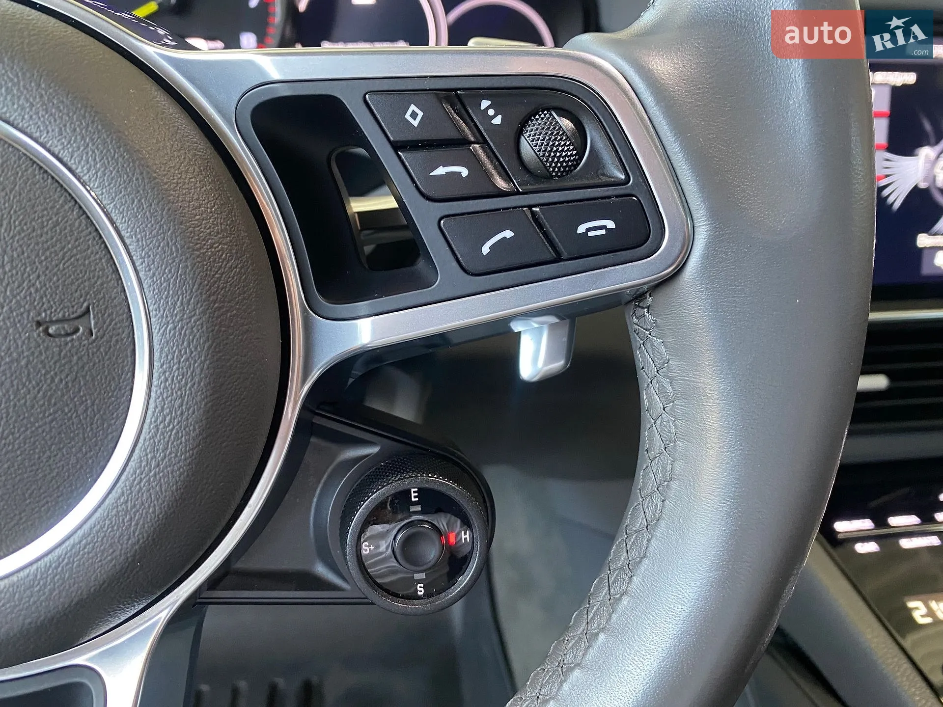 2019 Porsche Cayenne - мініатюра 24