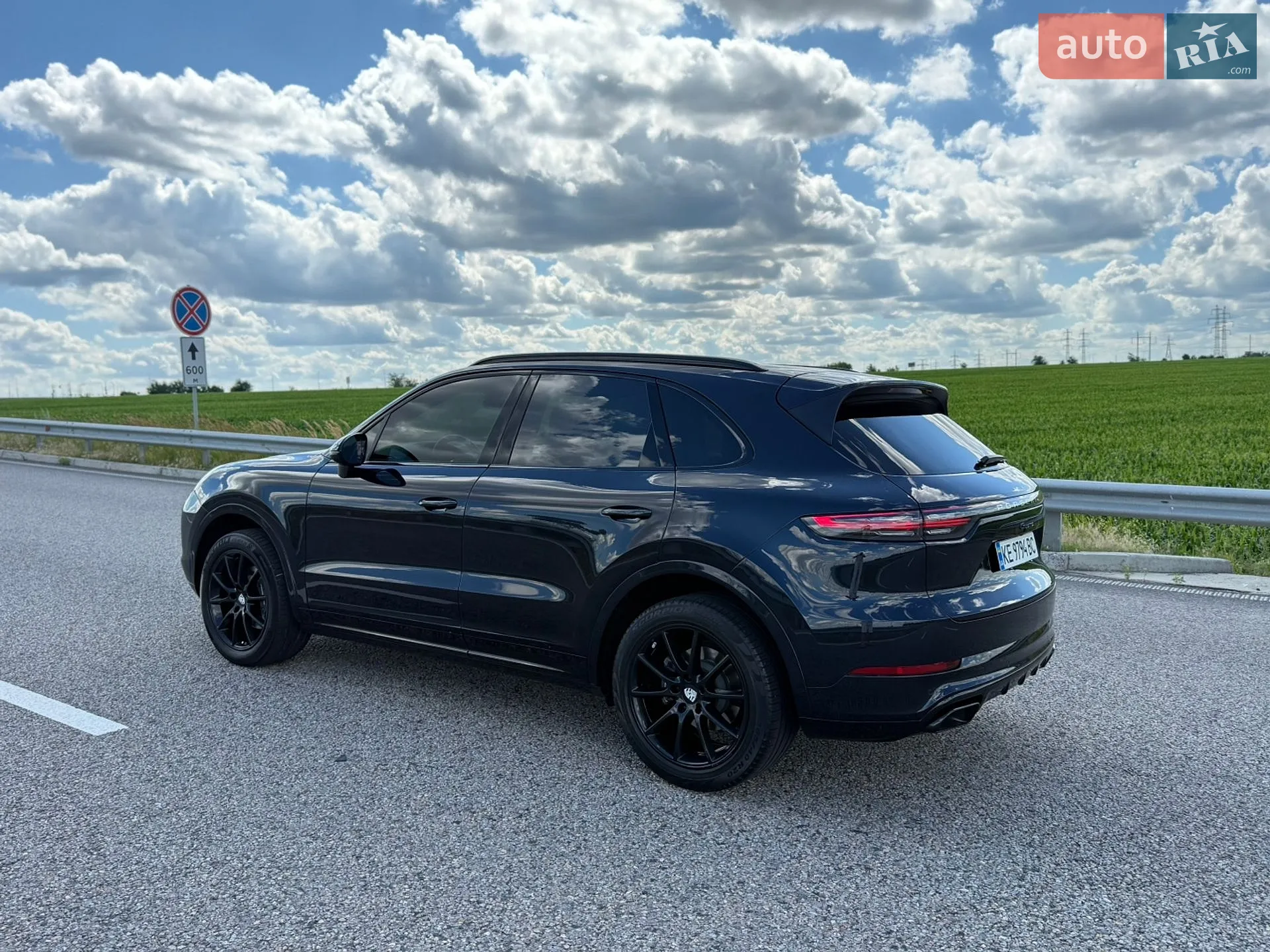 2019 Porsche Cayenne - мініатюра 5