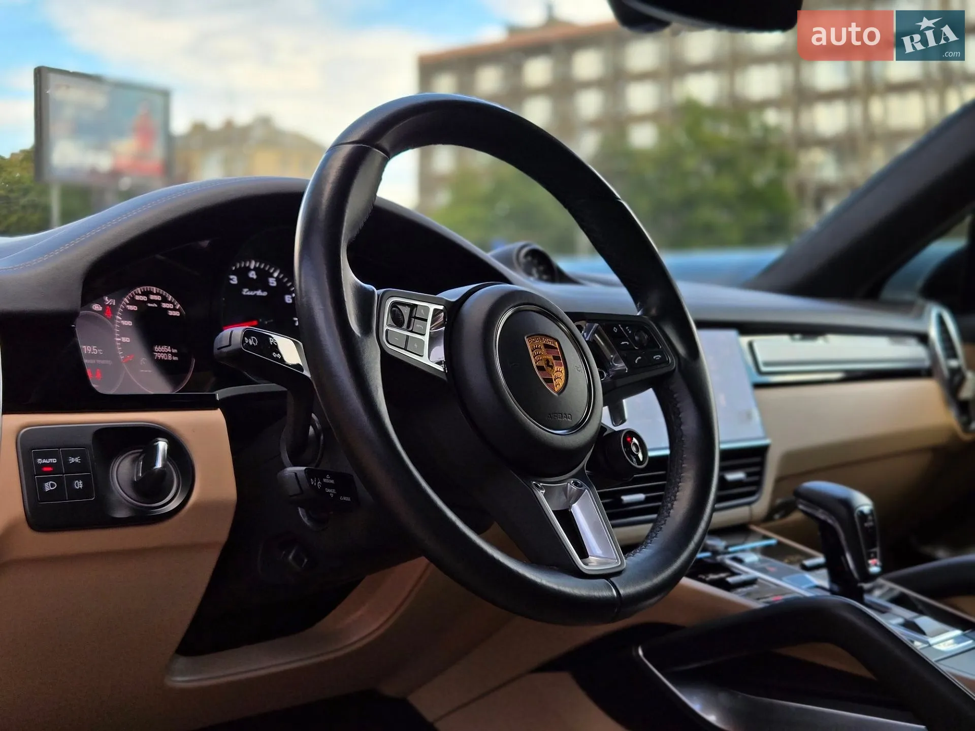 2021 Porsche Cayenne - мініатюра 32