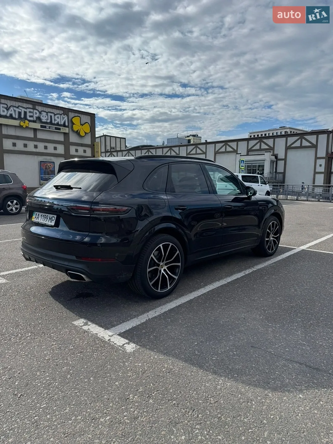 2021 Porsche Cayenne - мініатюра 4