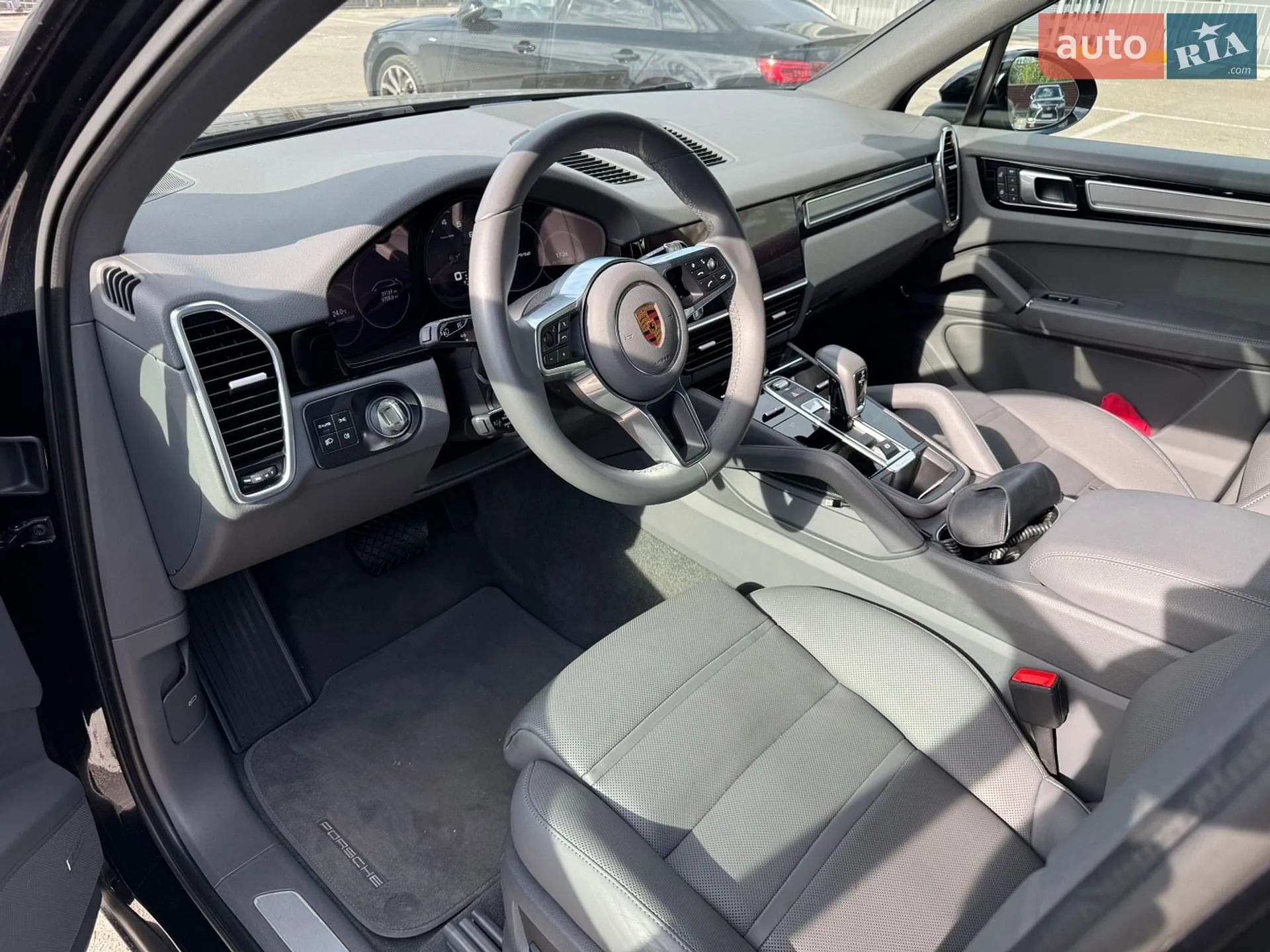 2021 Porsche Cayenne - мініатюра 9