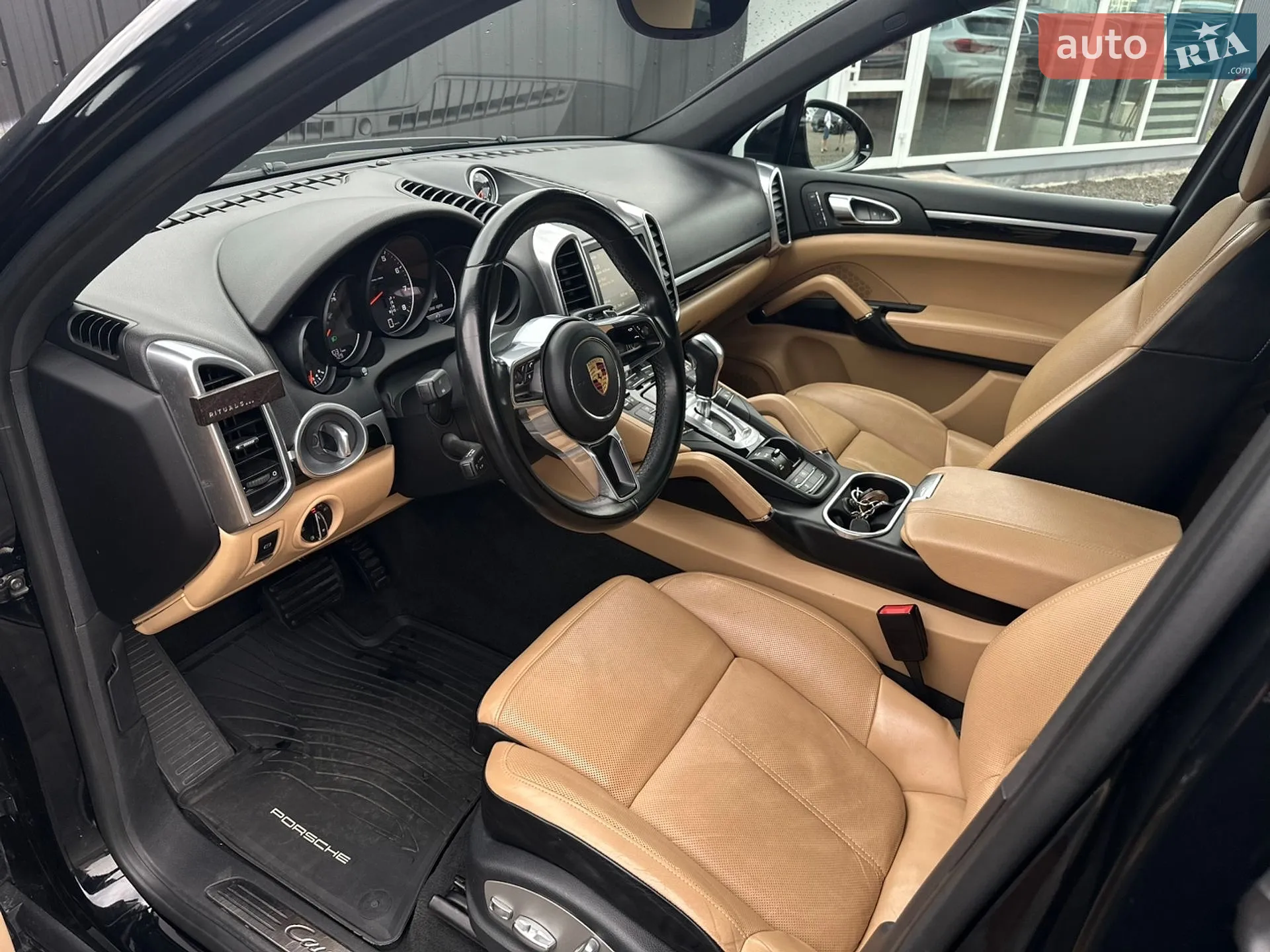 2015 Porsche Cayenne - мініатюра 14